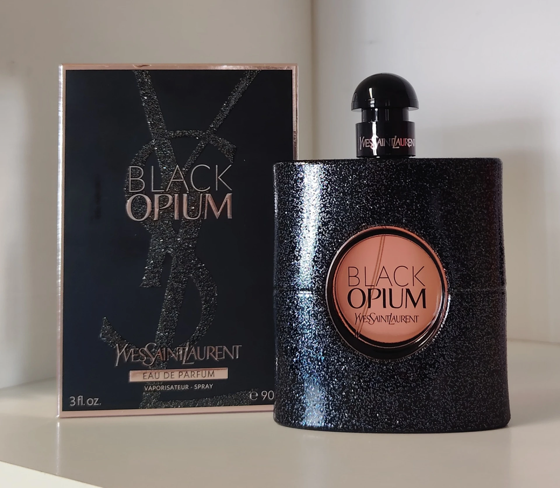Yves Saint Laurent Black Opium EDP fújósok