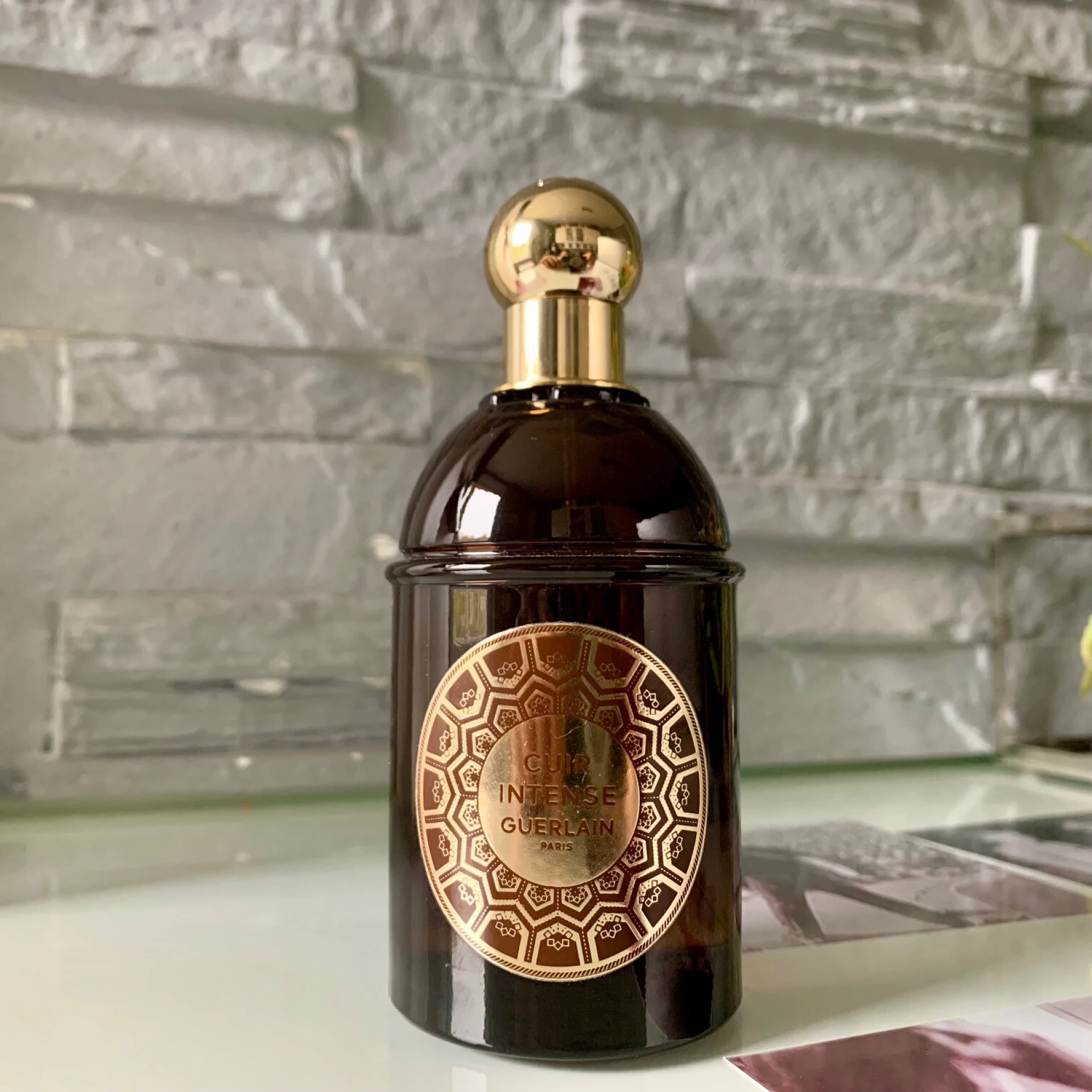Guerlain Les Absolus D’Orient Cuir Intense fújósok