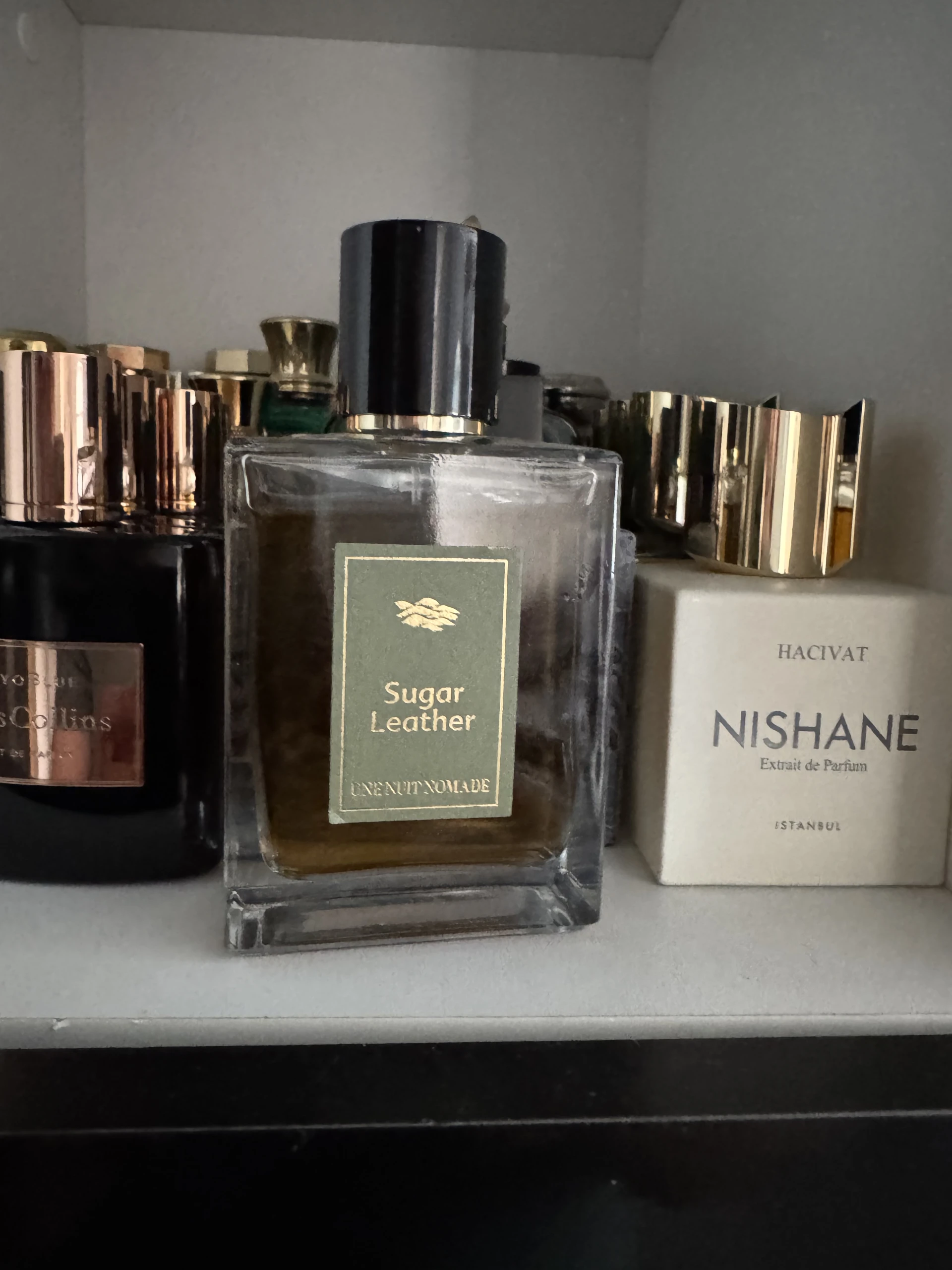 Une Nuit Nomade Sugar Leather decantok