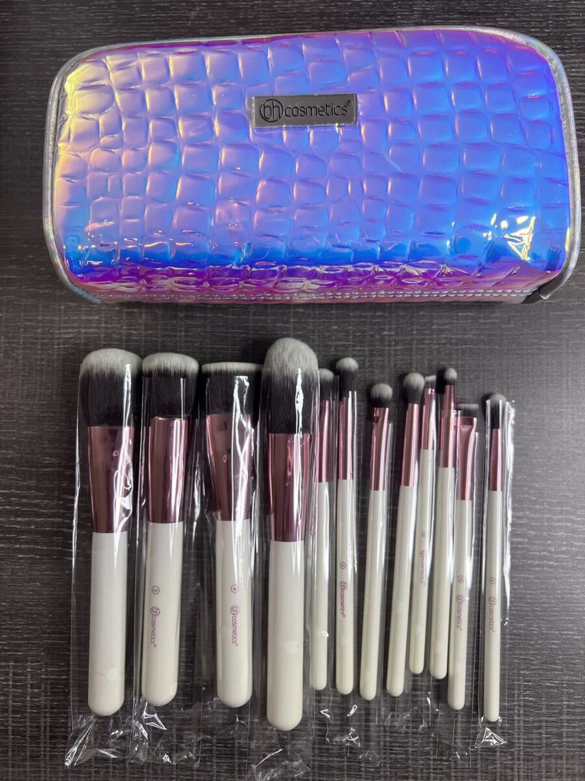 AKCIÓ! Új 12 db-os BH Cosmetics Crystal Quartz ecsetkészlet