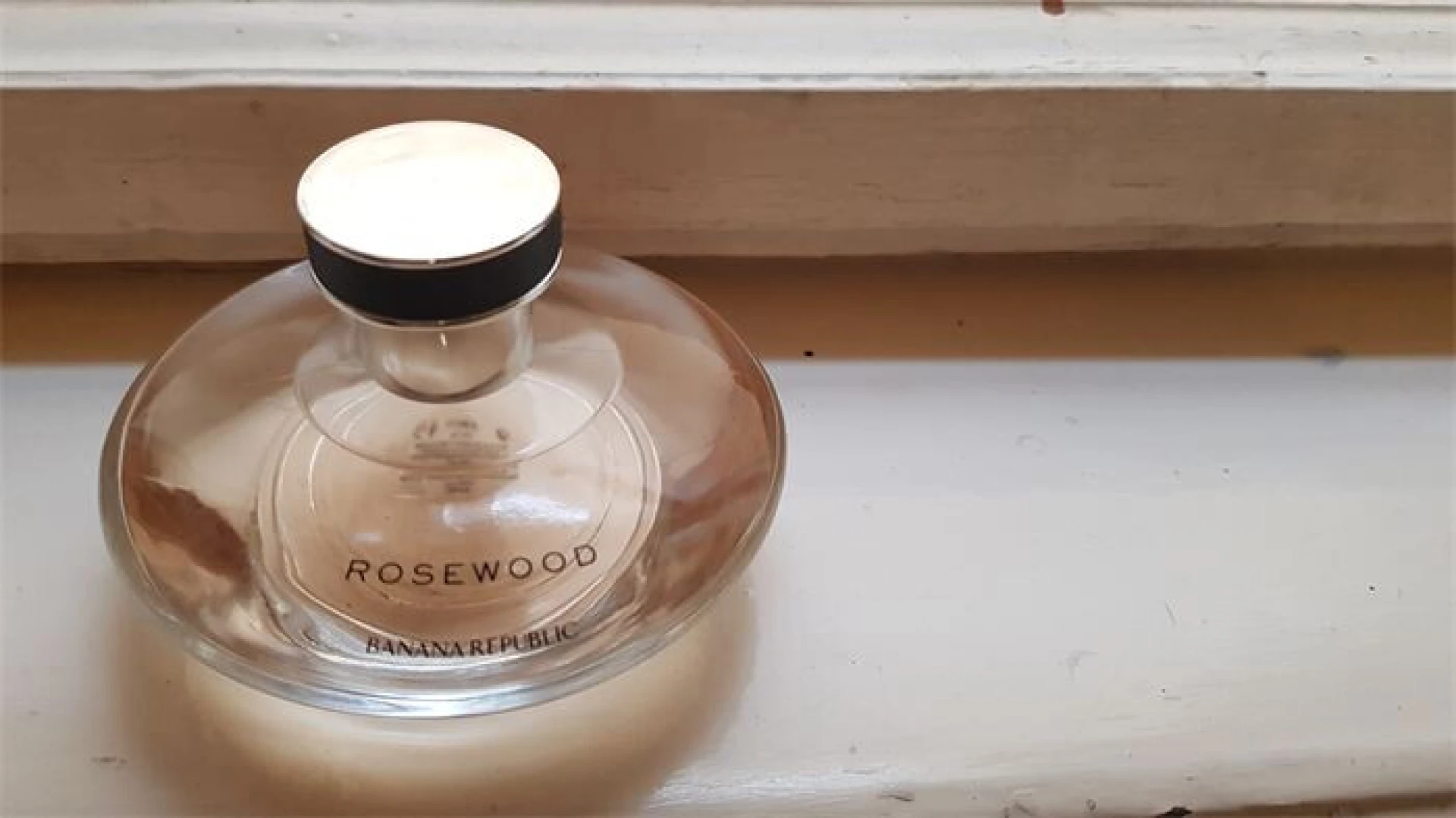 Banana Republic Rosewood FÚJÓS