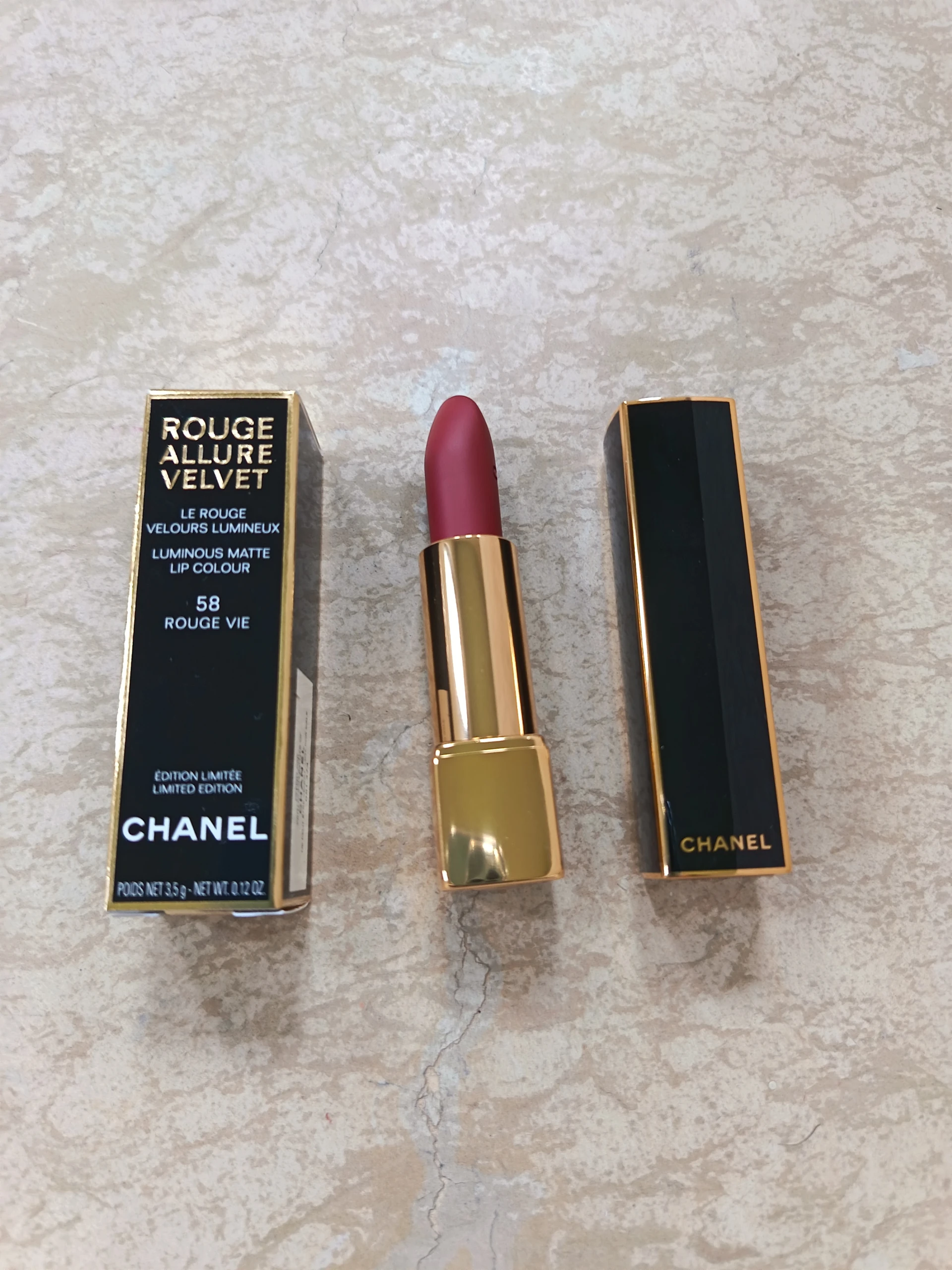 Chanel Rouge Allure Velvet