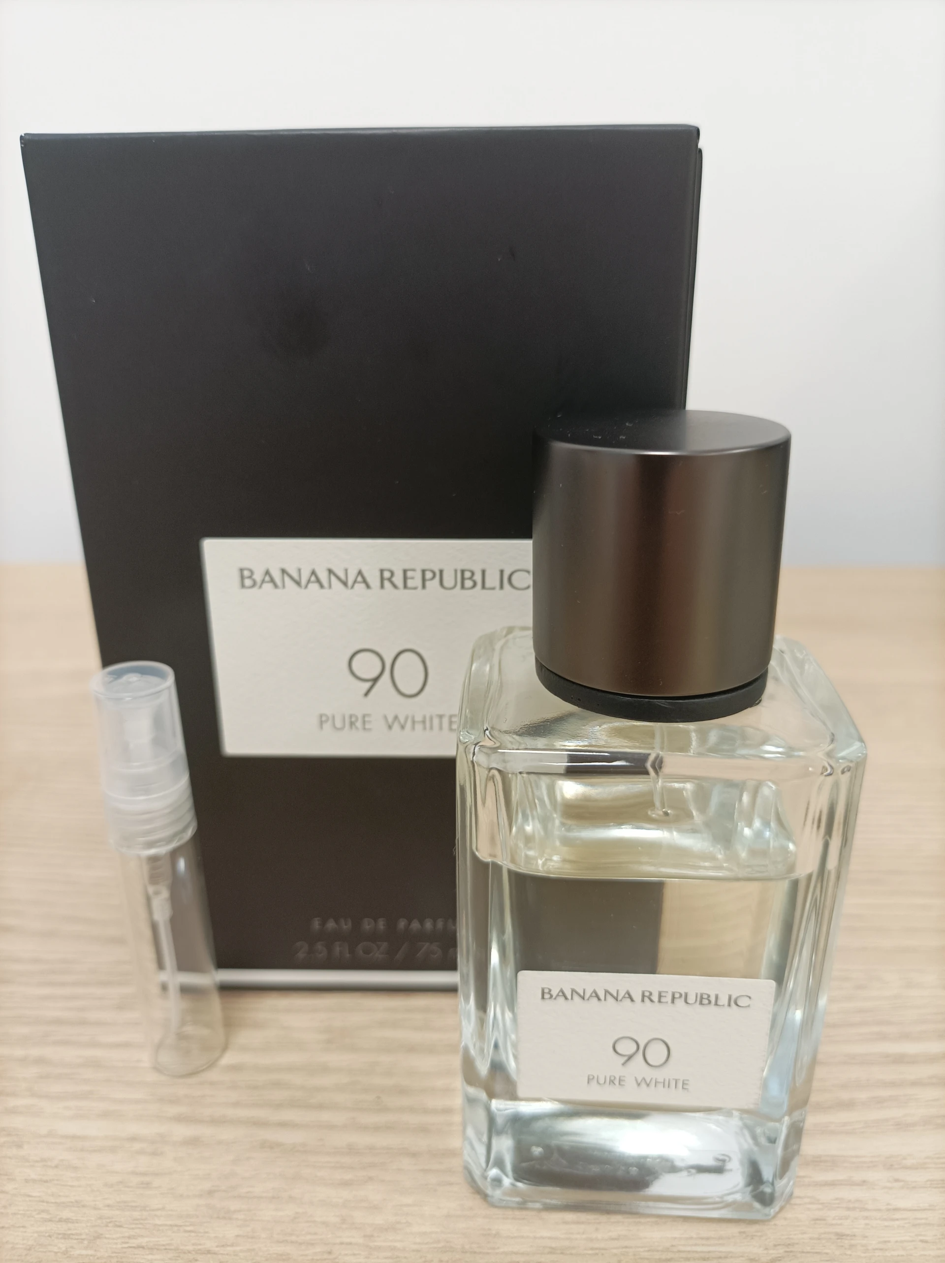 Banana Republic Icon Collection 90 Pure White