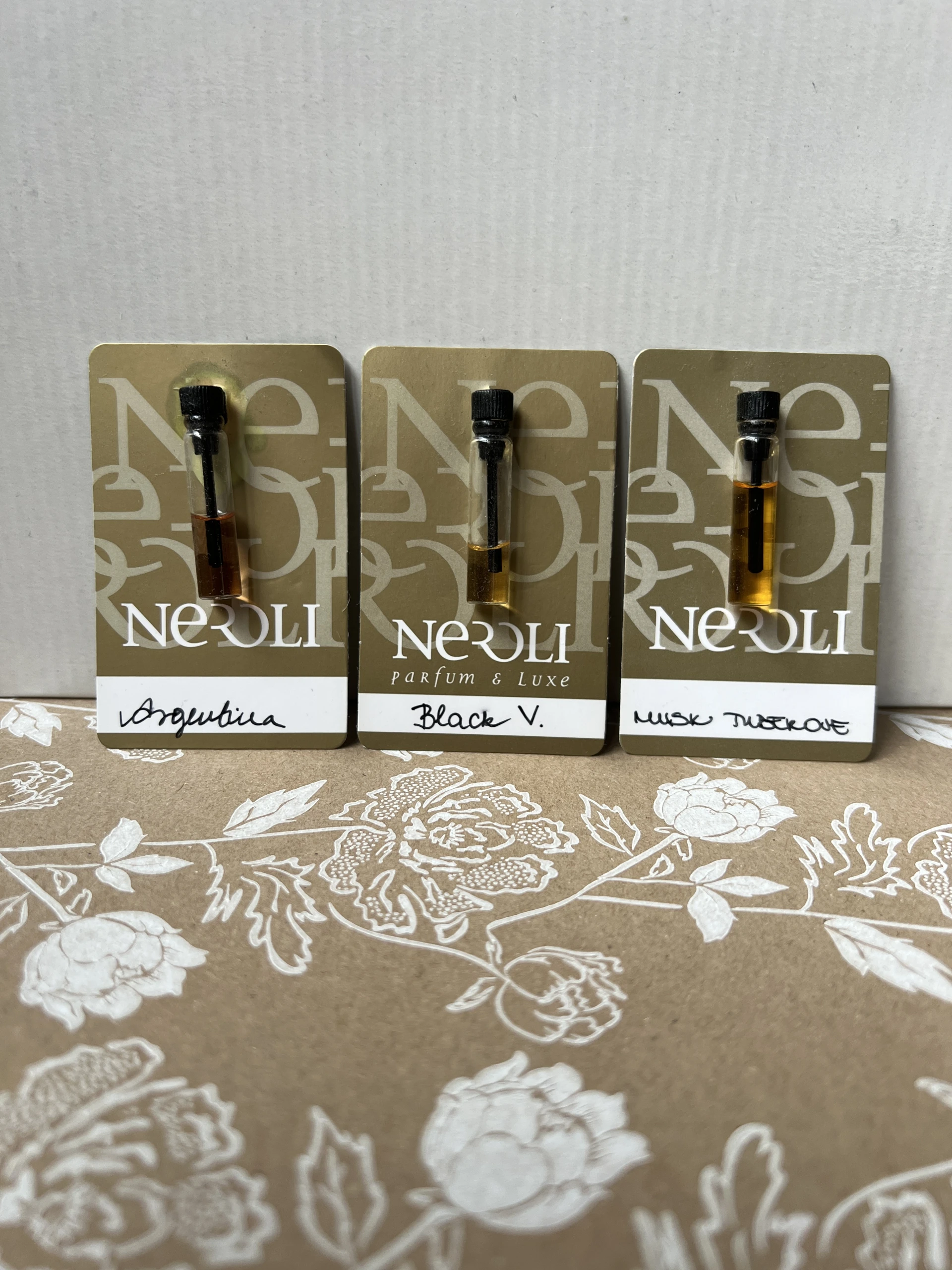 3 db NEROLI minta: Widian Black II, Claudio Zucca Musk Tuberose, Memo Paris Argentina