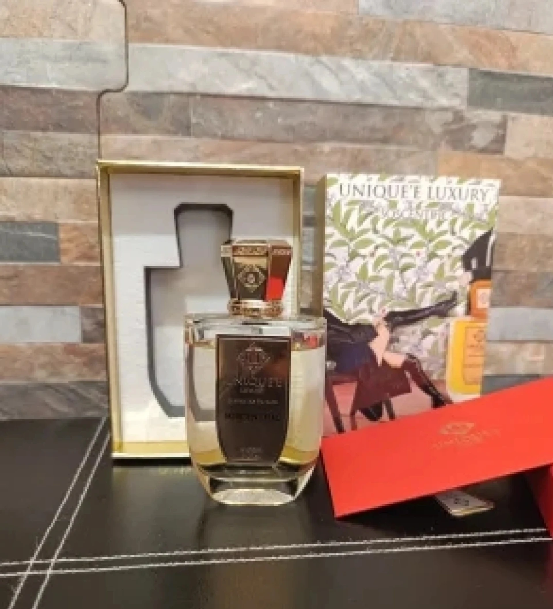 Unique'e Luxury SoScentific