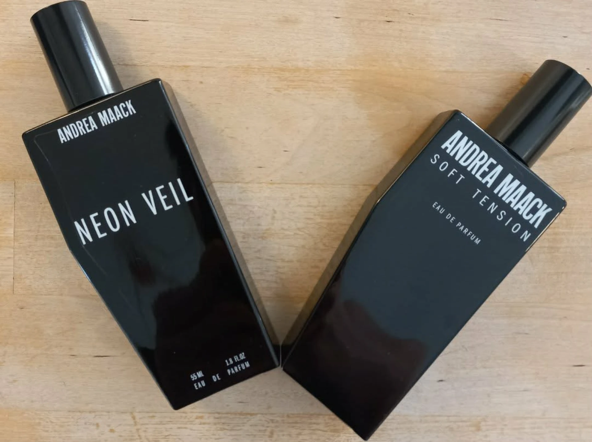 Andrea Maack Neon Veil és Soft Tension fújósok