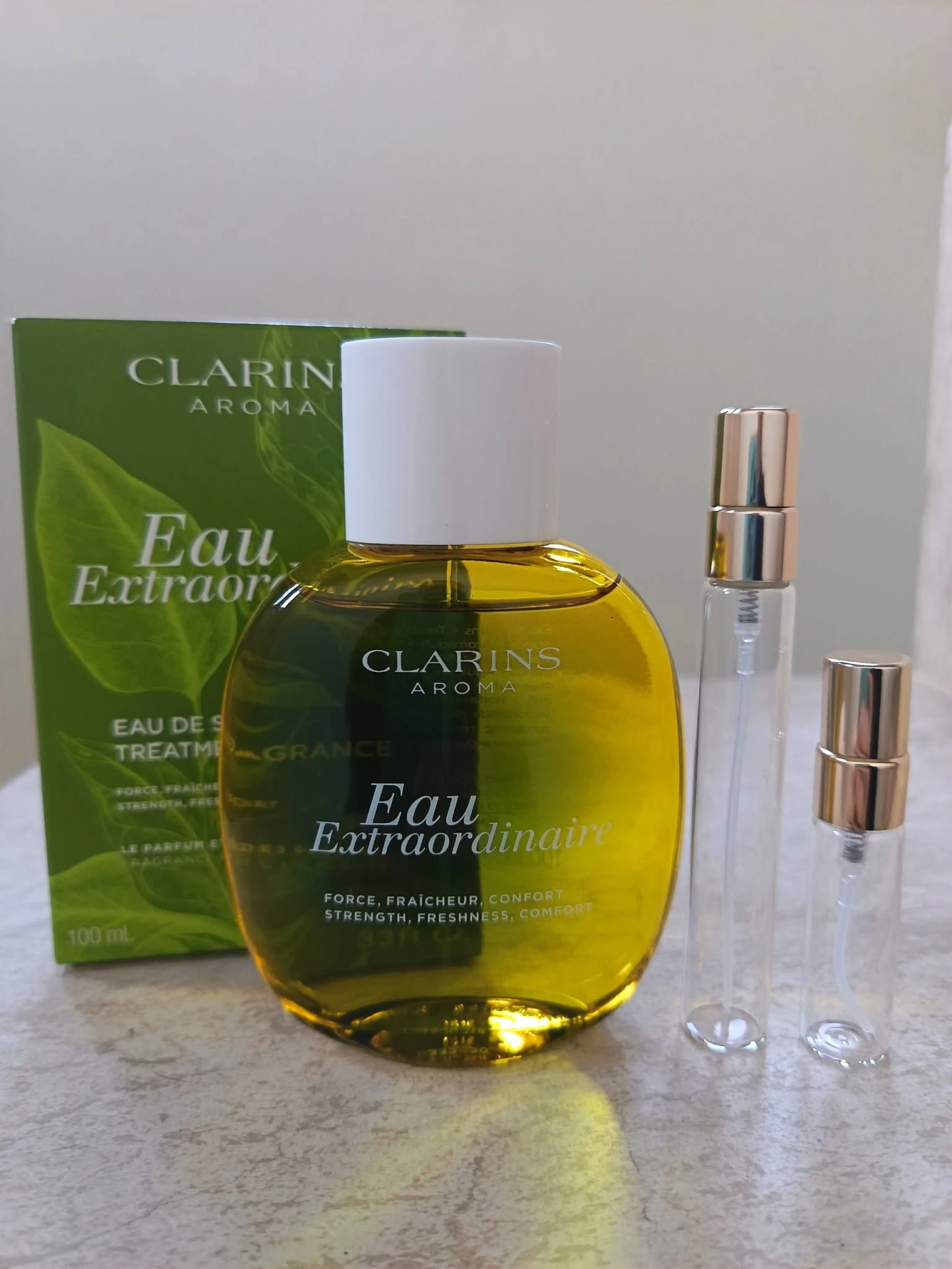 Clarins Eau Extraordinaire parfümszóróban