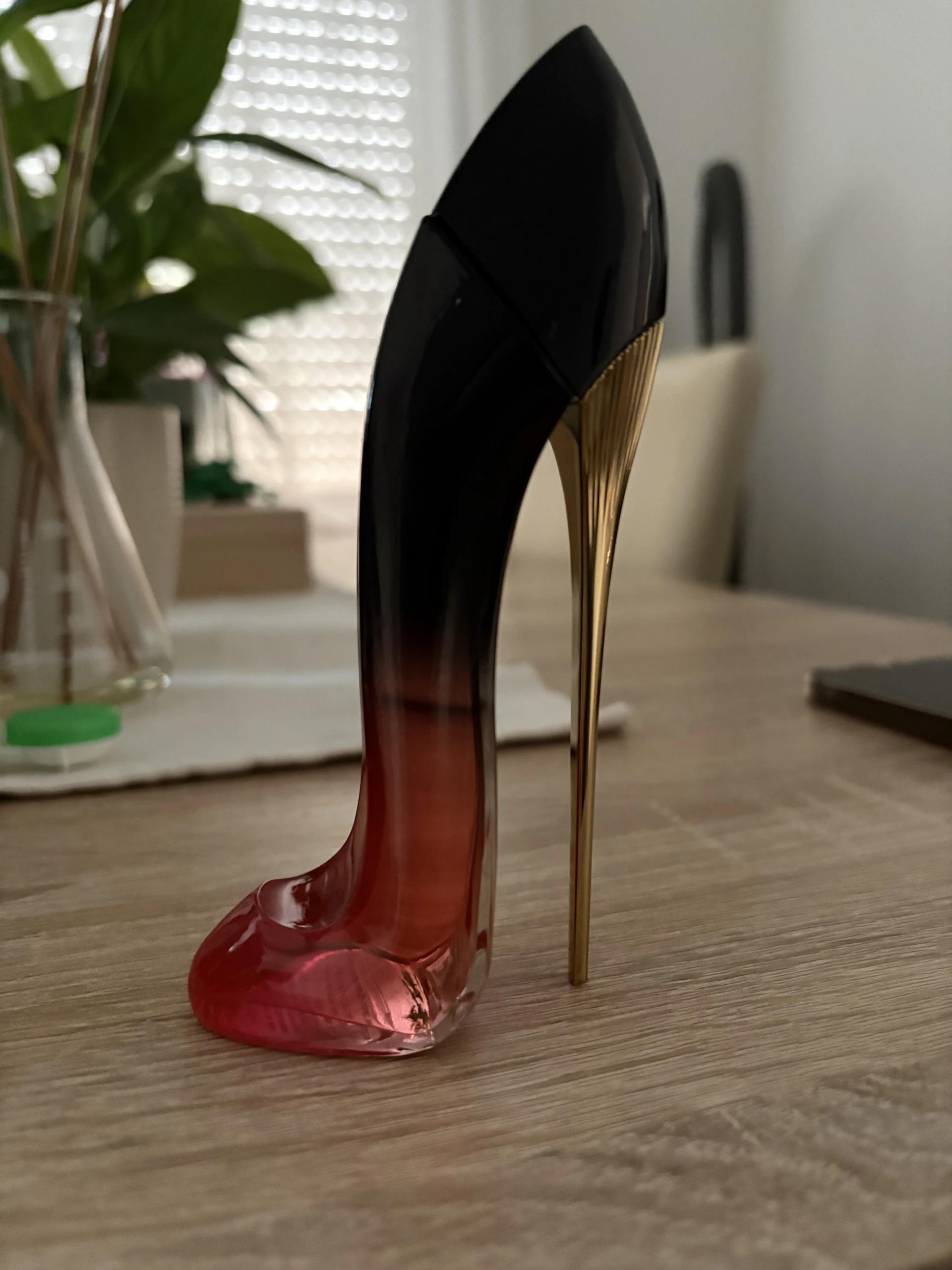 Carolina Herrera very good girl elixir