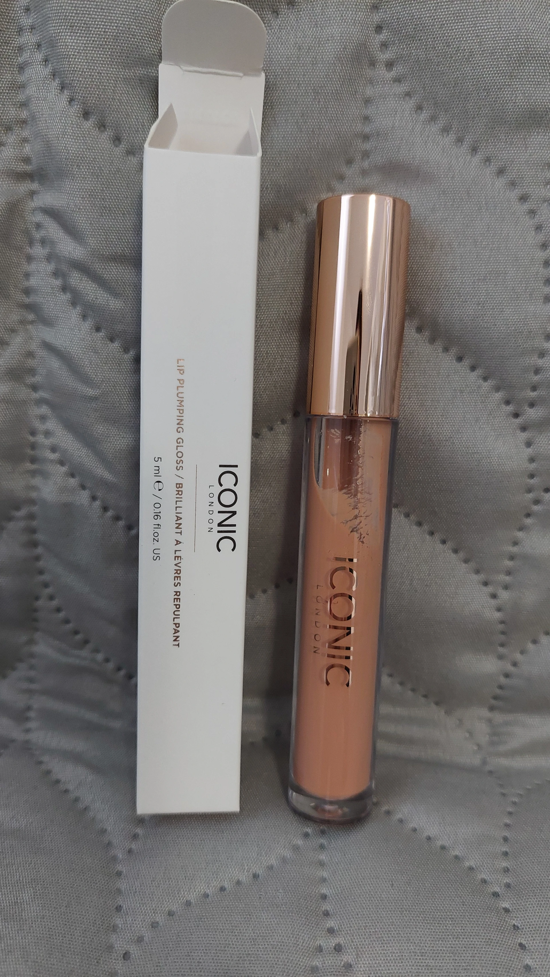 Iconic London Lip Plumping Gloss Nearly Nude