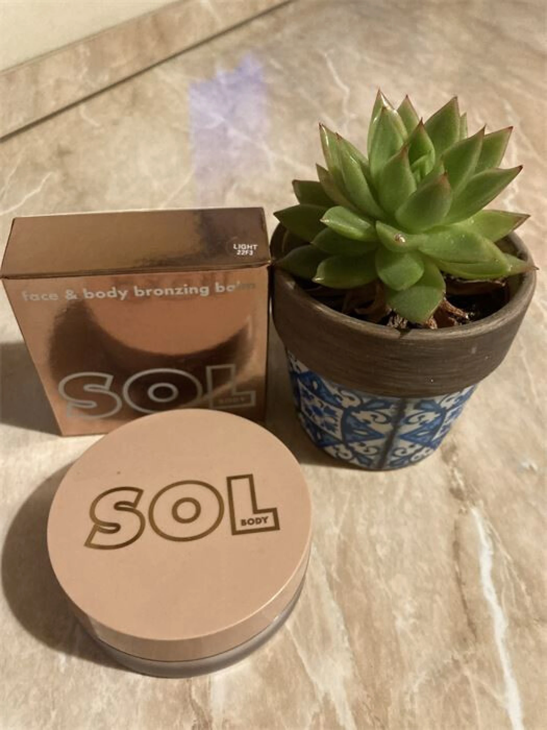 SOL krémes bronzosító Light árnyalat