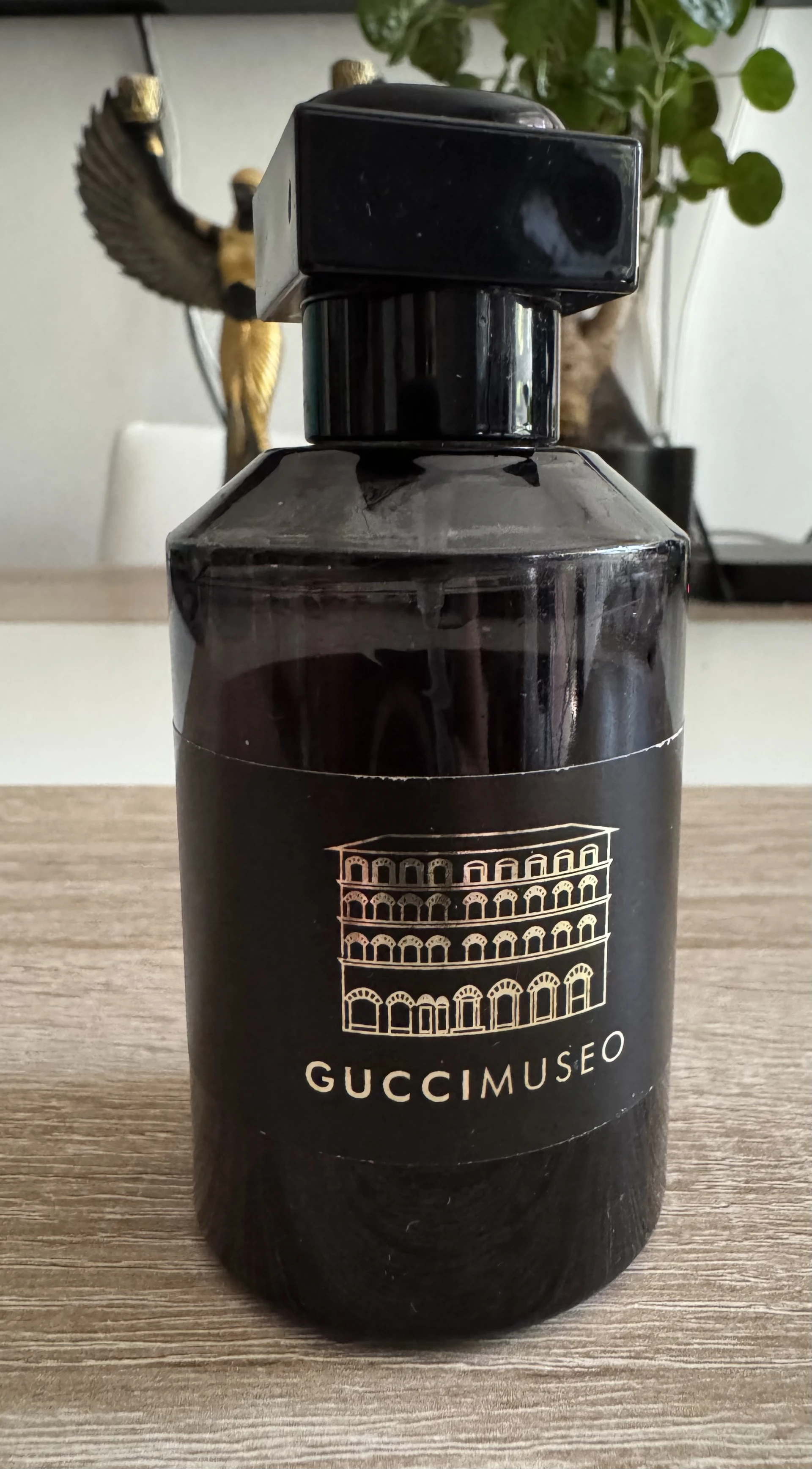 Üvegében, Gucci Forever Now Gucci Museo EDP