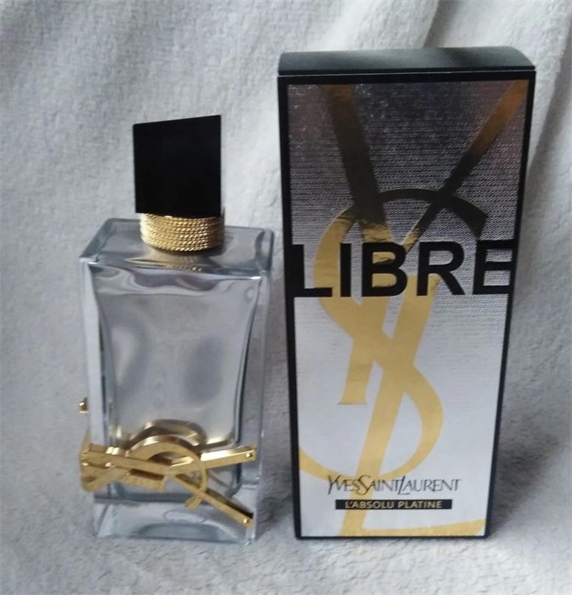 Yves Saint Laurent Libre L'absolu Platine parfümszóróban* eladó