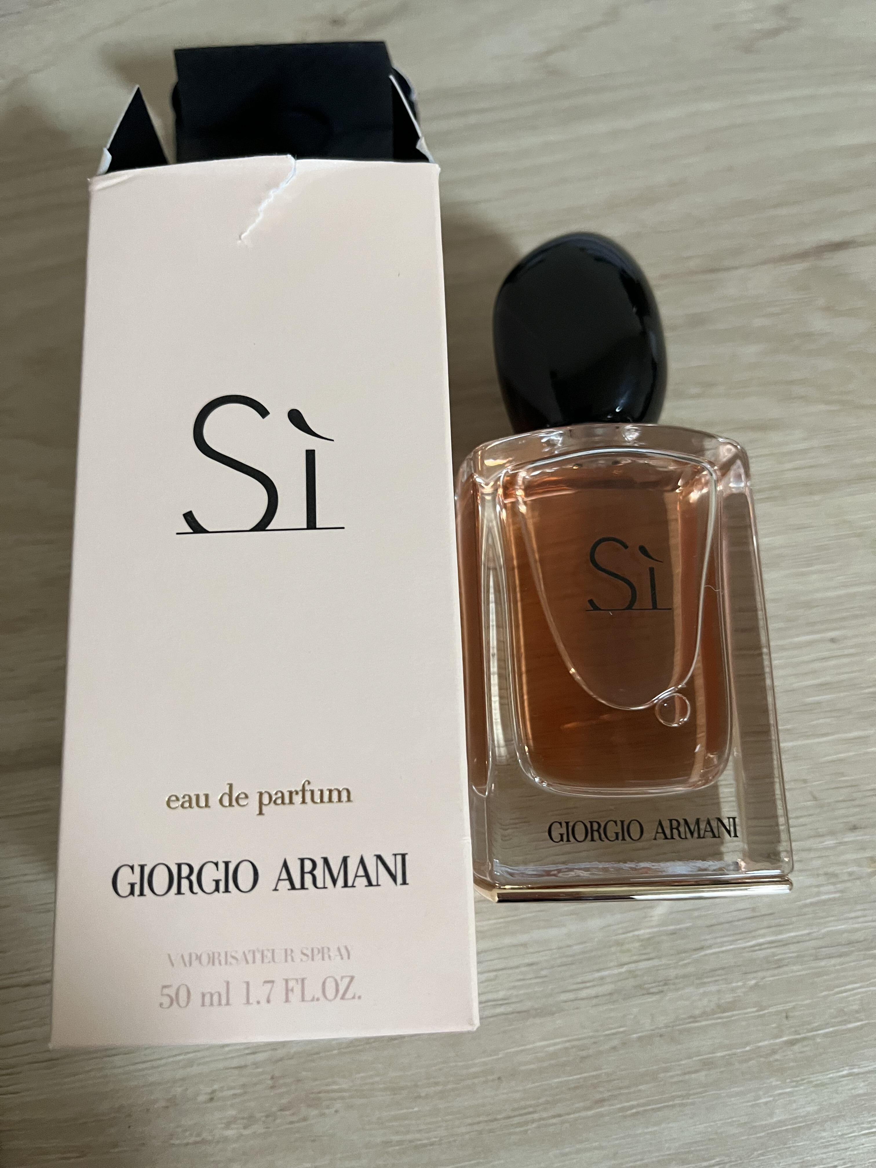 Giorgio Armani  Sí Eau de Parfüm