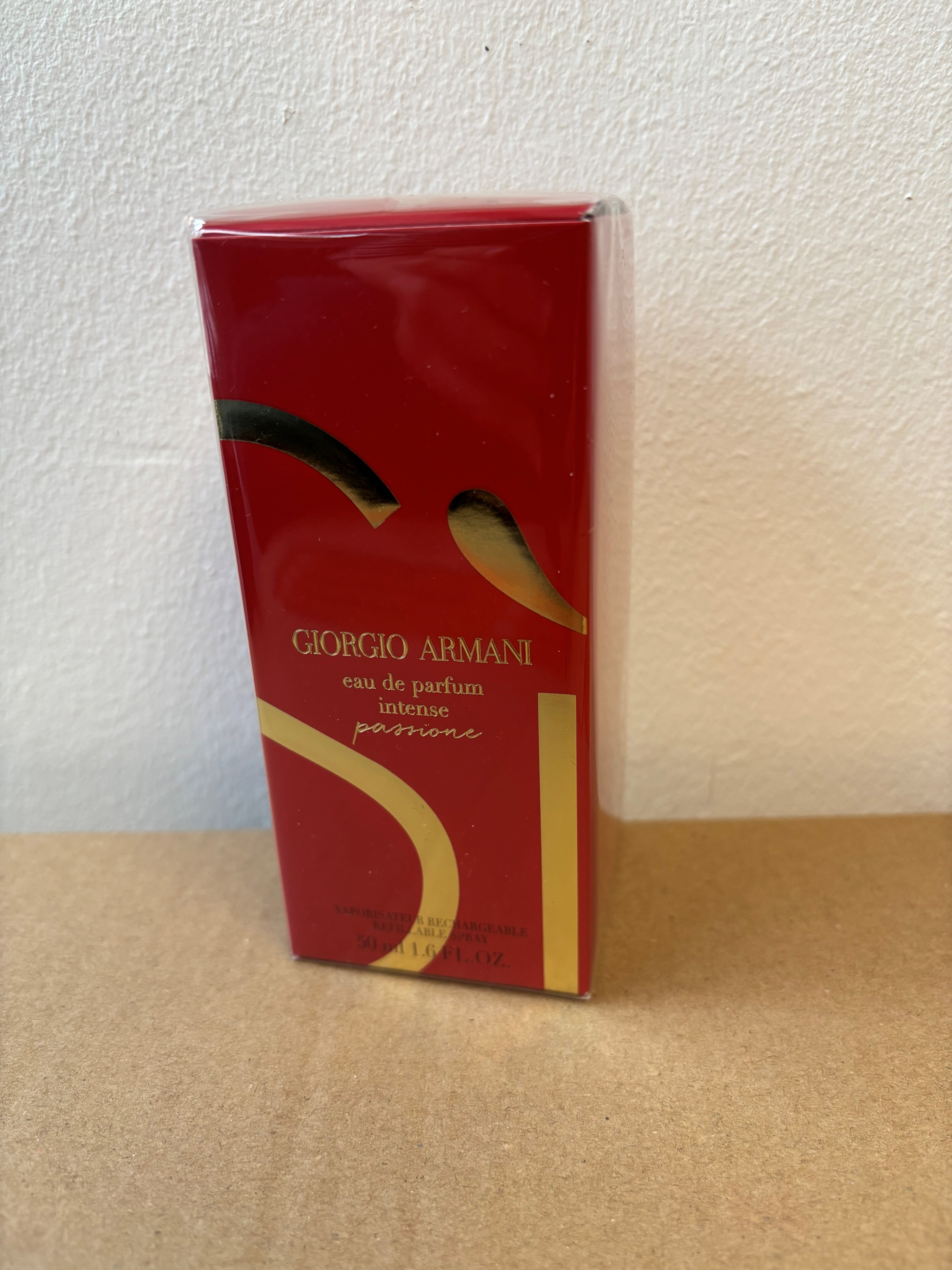 Giorgio Armani eau de parfum intense passione