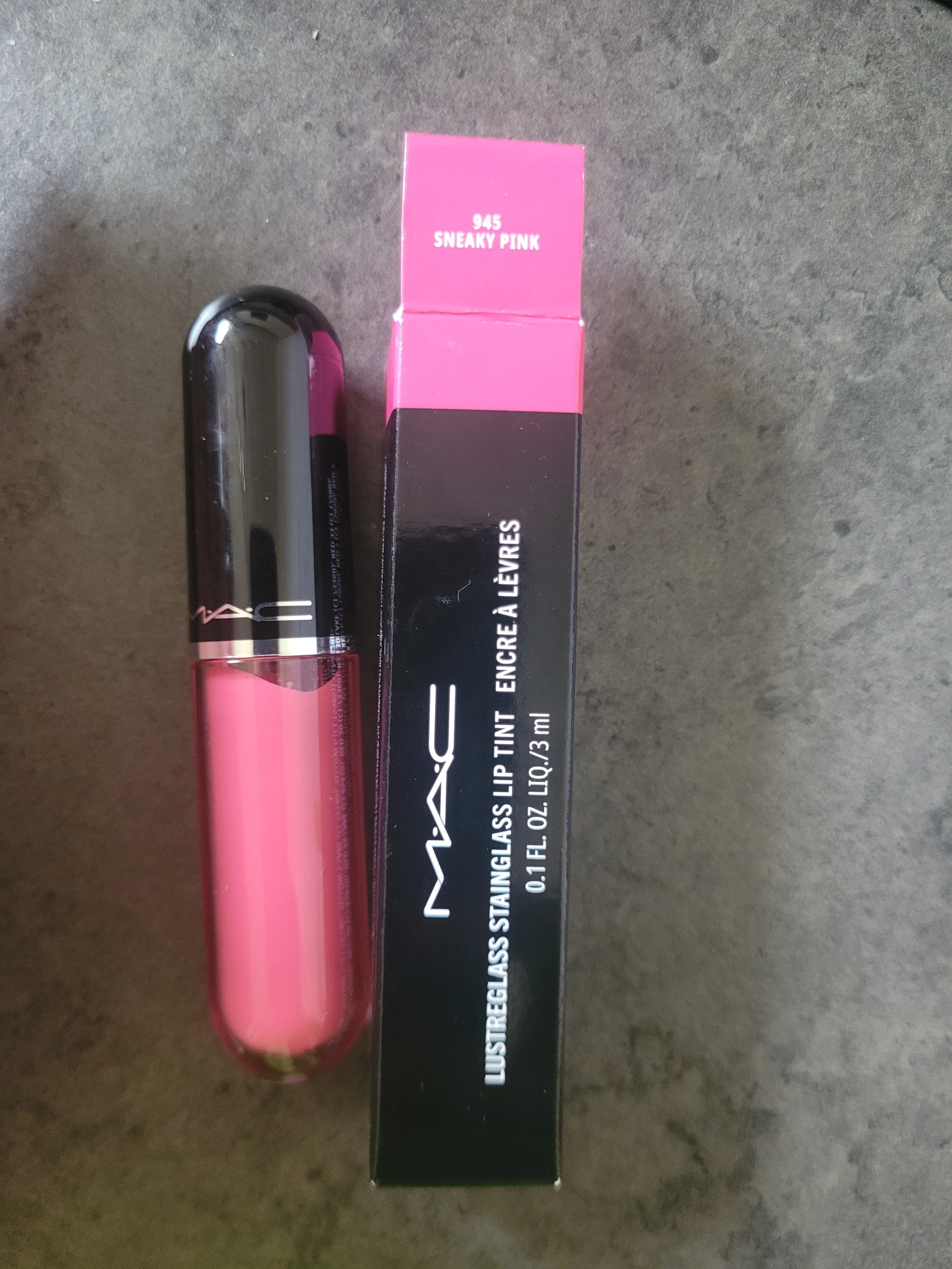 Mac Lustreglass Stainglass Lip Tint (945, Sneaky Pink)