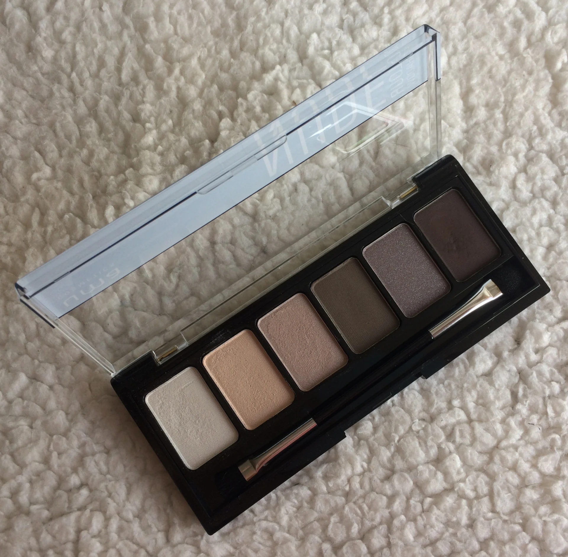 Uma Eyeshadow Palette Nude szemfesték paletta