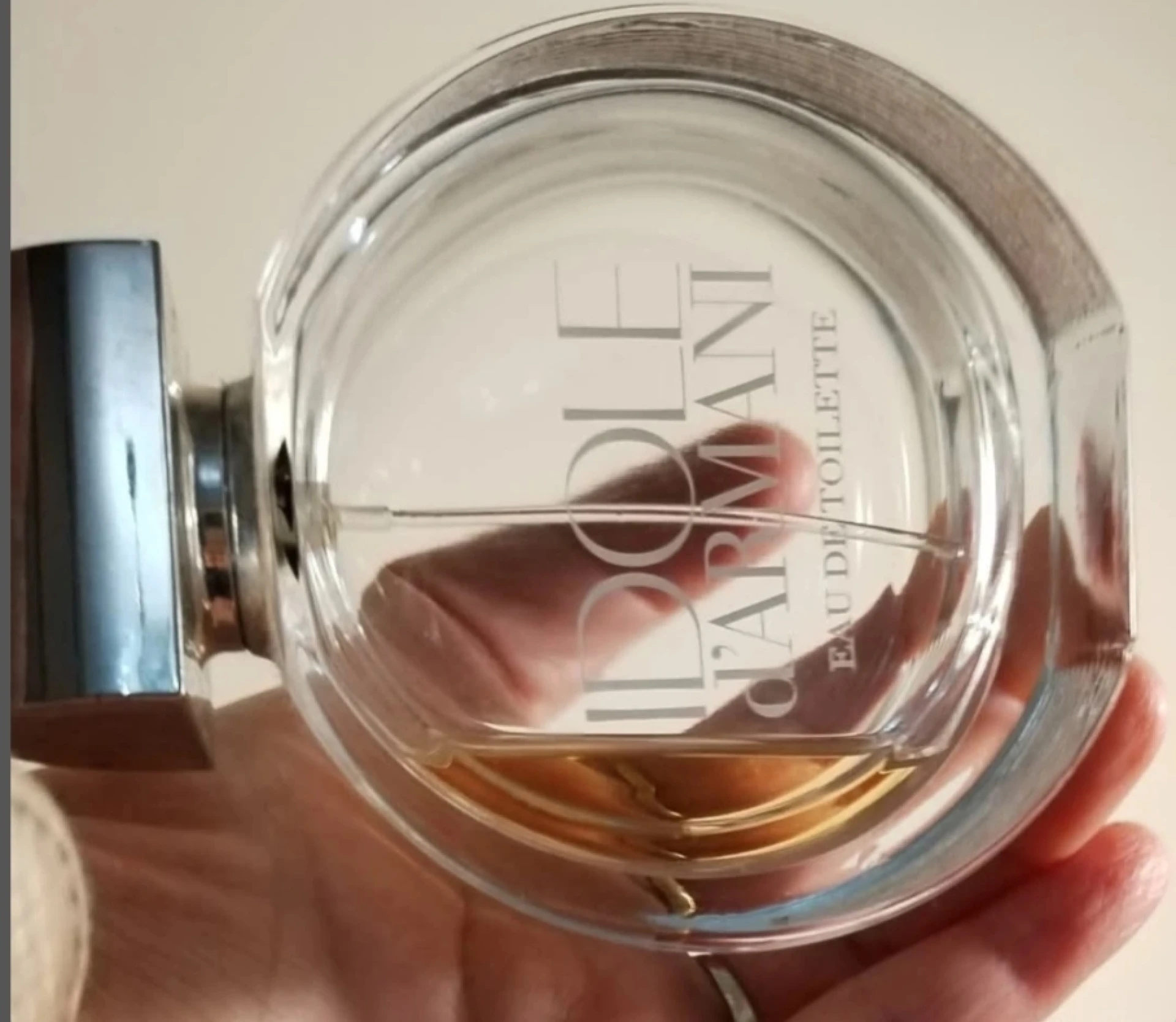 RITKA ! Giorgio Armani d'Idole Armani üvegében