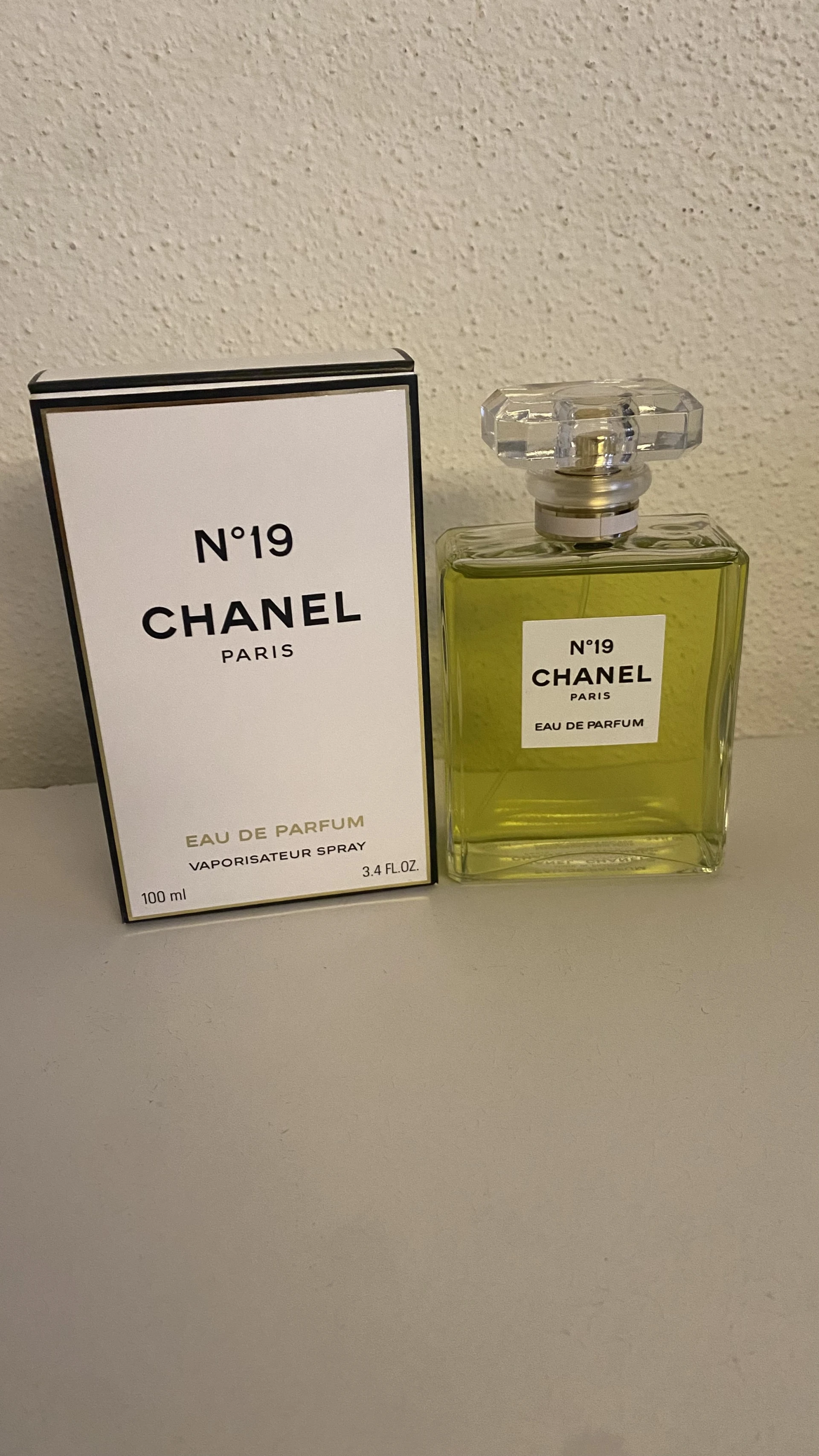 Chanel No. 19 EDP