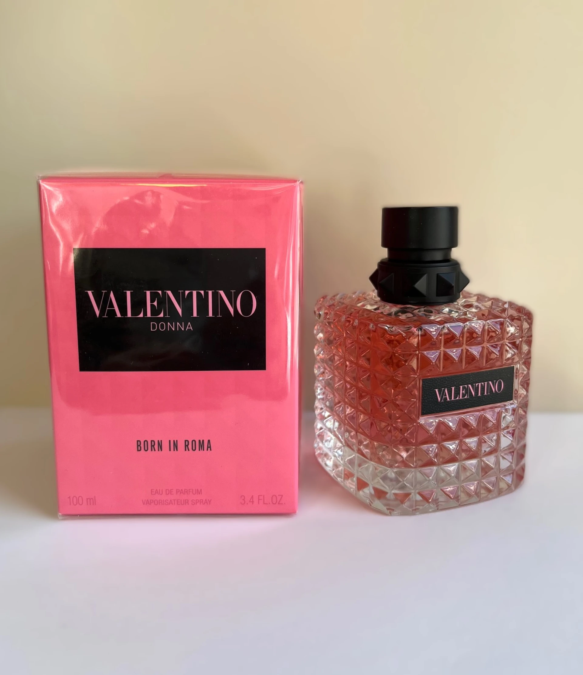 Valentino Donna Born In Roma EDP fújós 5ml