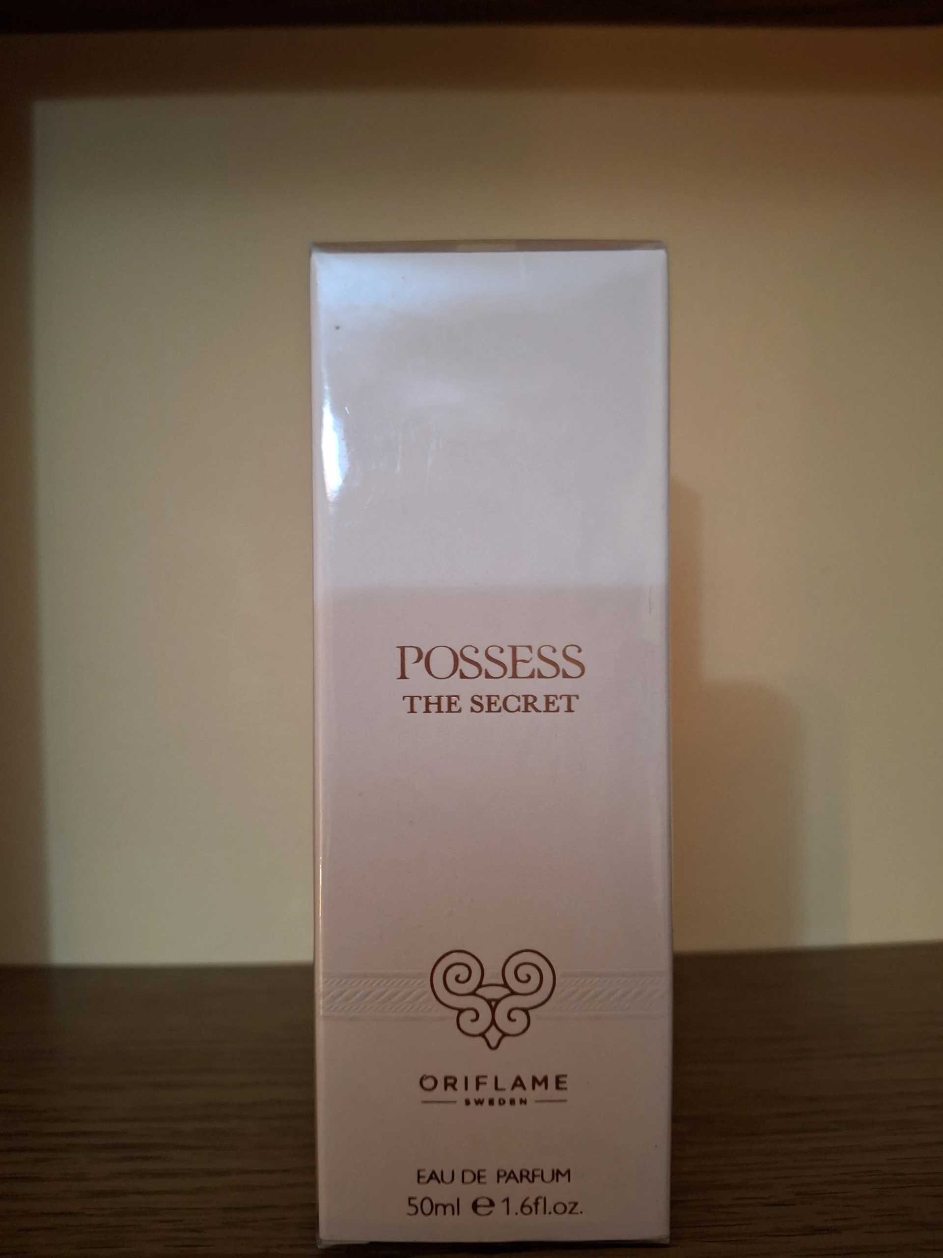 Oriflame Possess The Secret