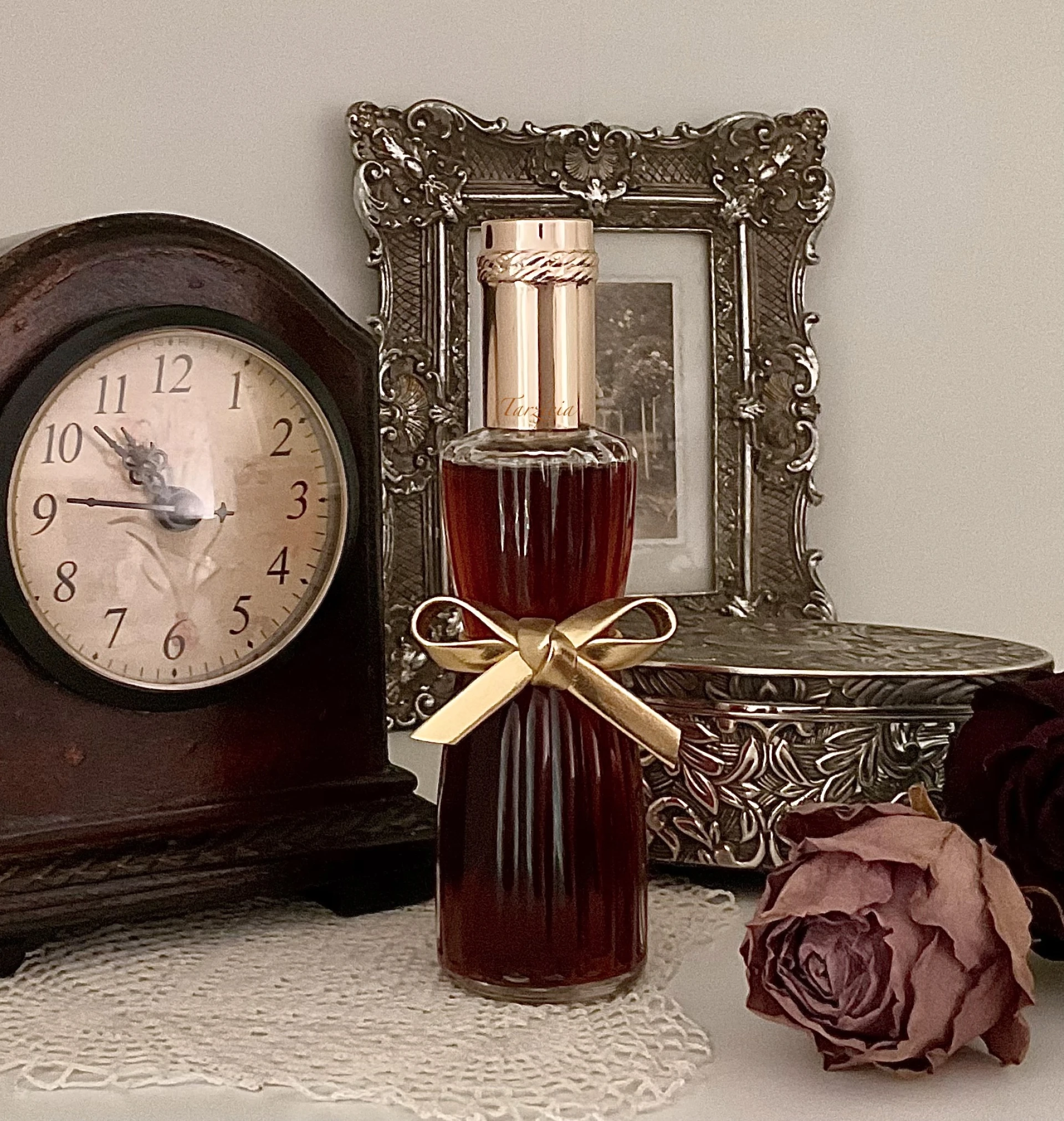 Estée Lauder Youth Dew 🕰️ 🧸🥂