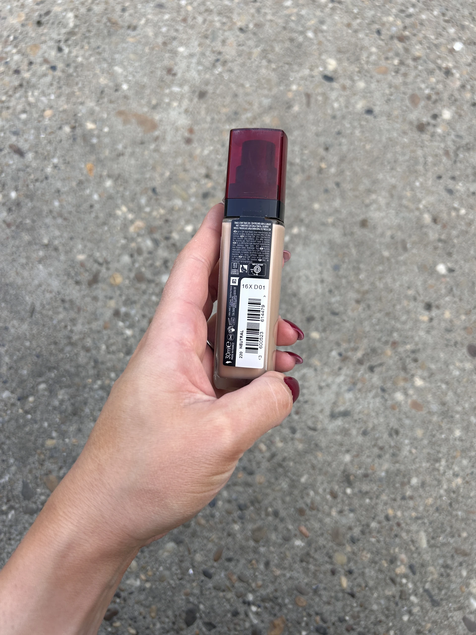 L’Oréal Infallible Alapozo 220