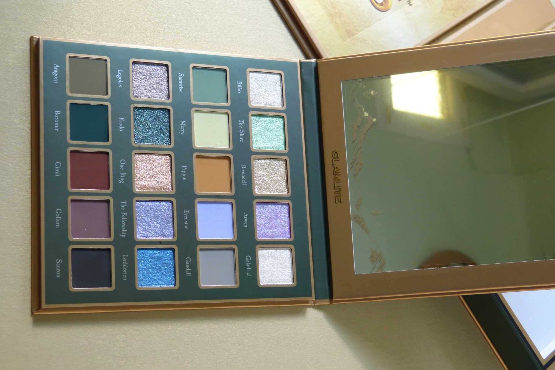 Új Glamlite X Lord of The Rings paletta