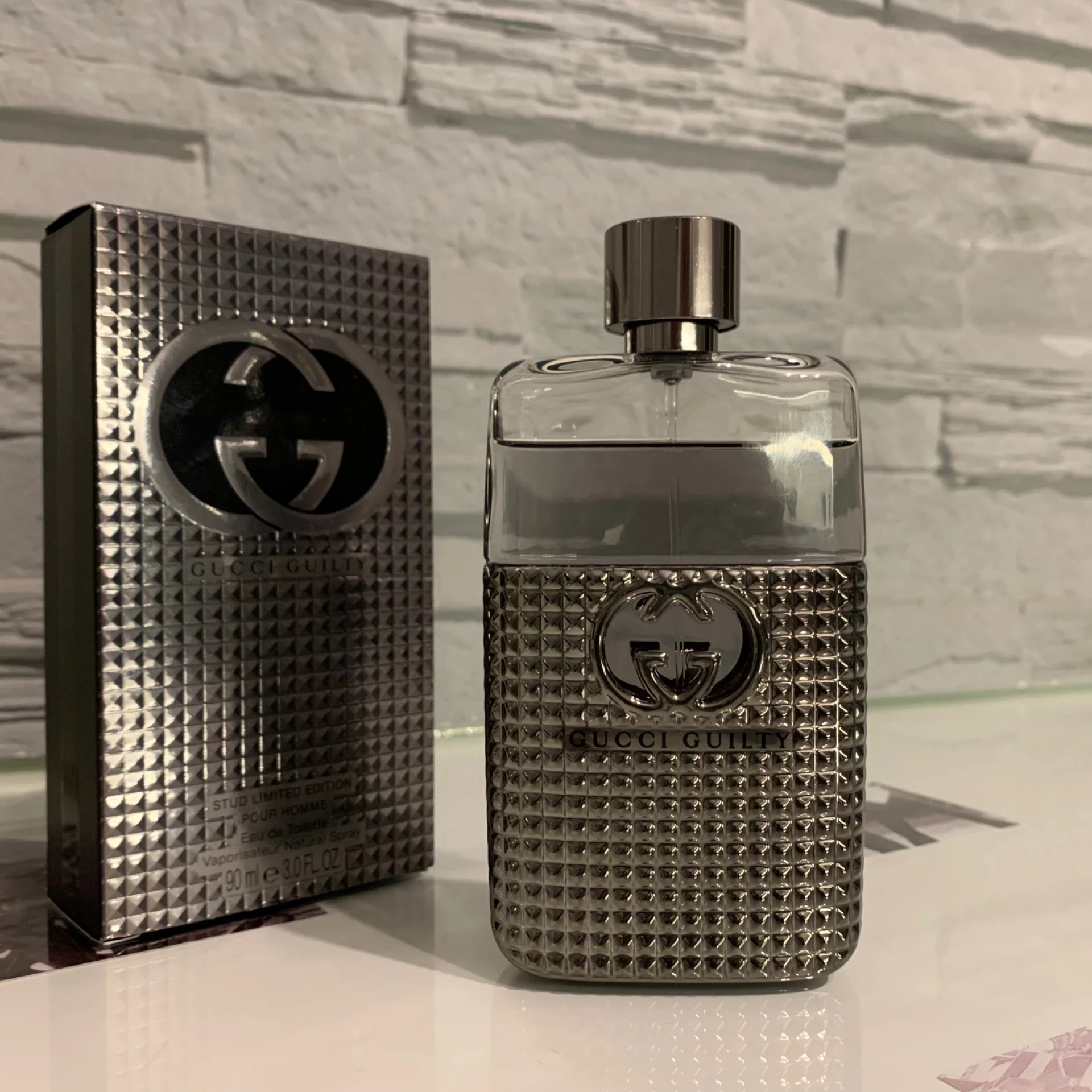 Gucci Guilty Studs Pour Homme EDT fújósok