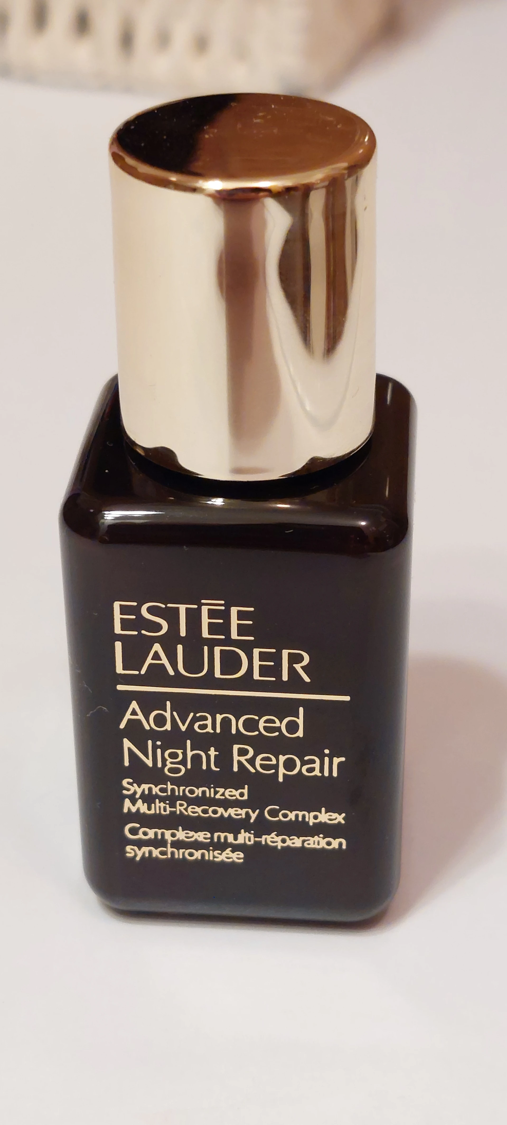 Estee Lauder szérum