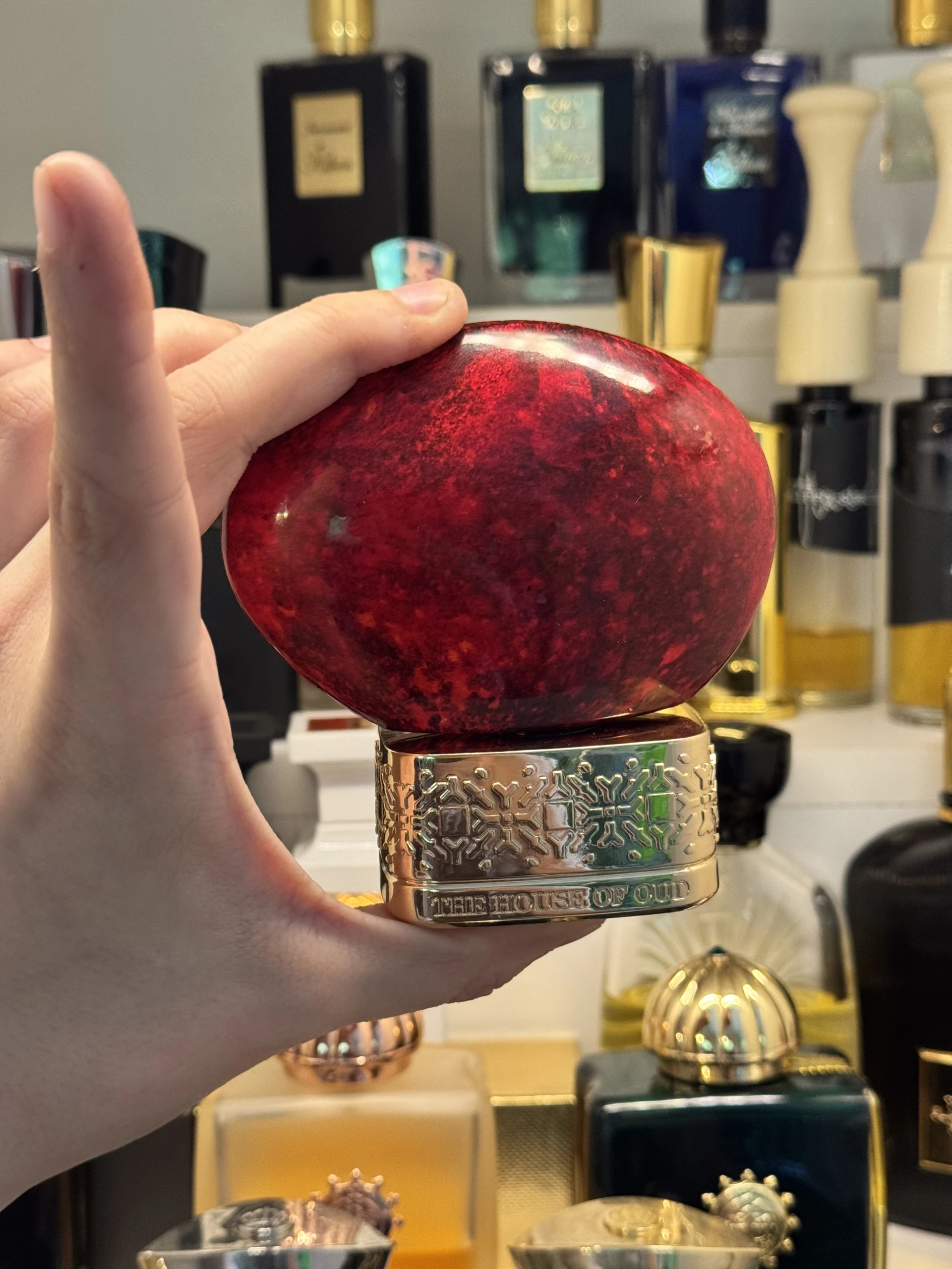 Üvegben! The House of Oud Ruby Red