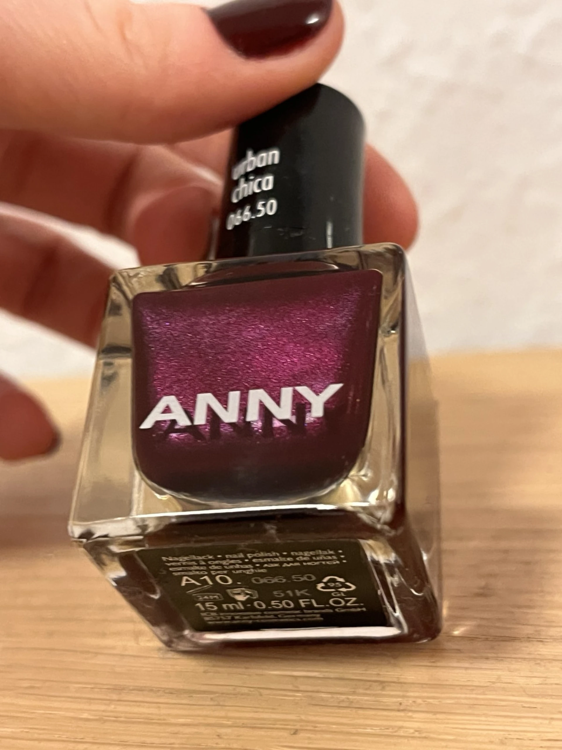 ÚJ ANNY körömlakk urban chica 066.50