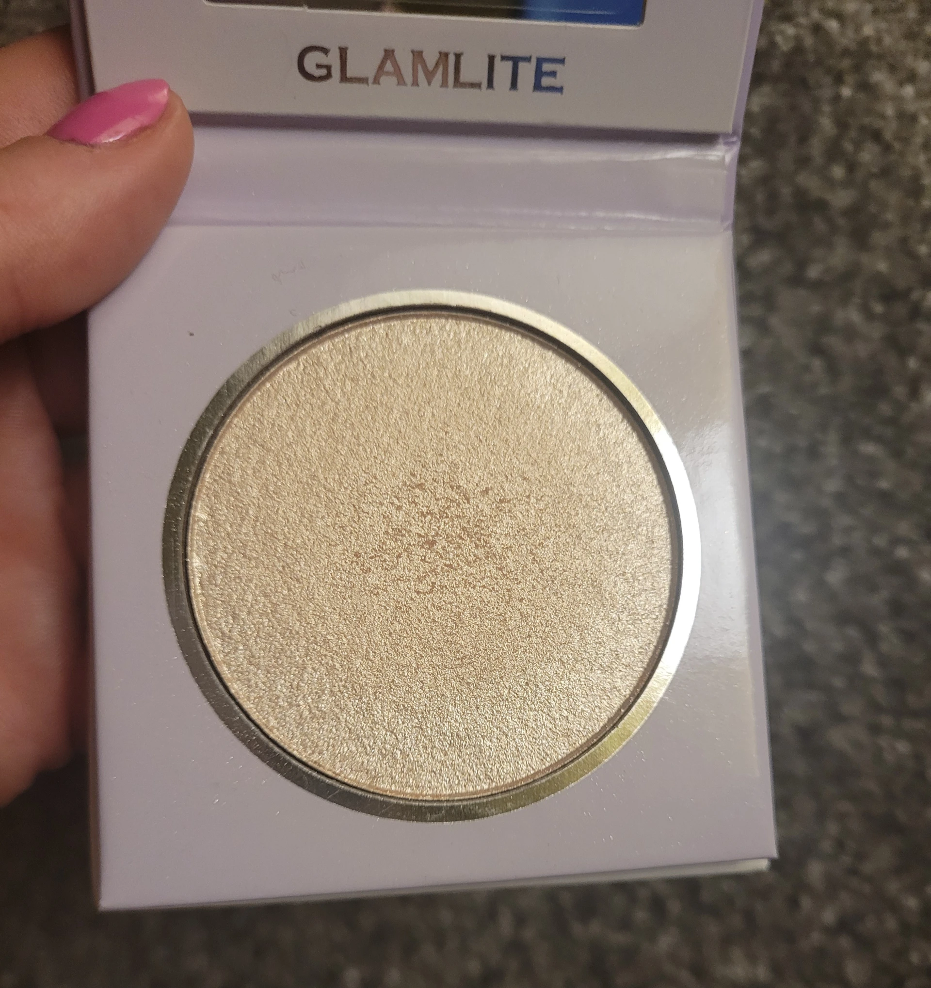 Glamlite Mikayla highlighter