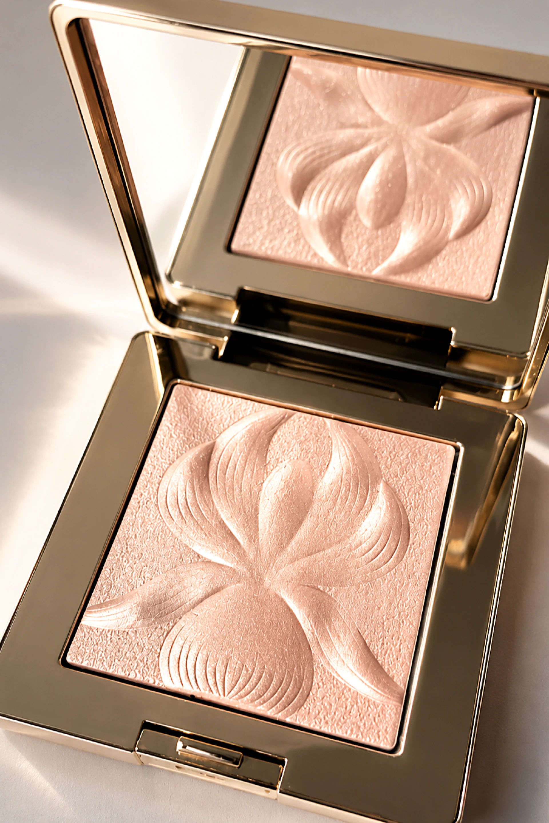 Sisley L'ORCHIDEE HIGHLIGHTER - ajándékkal