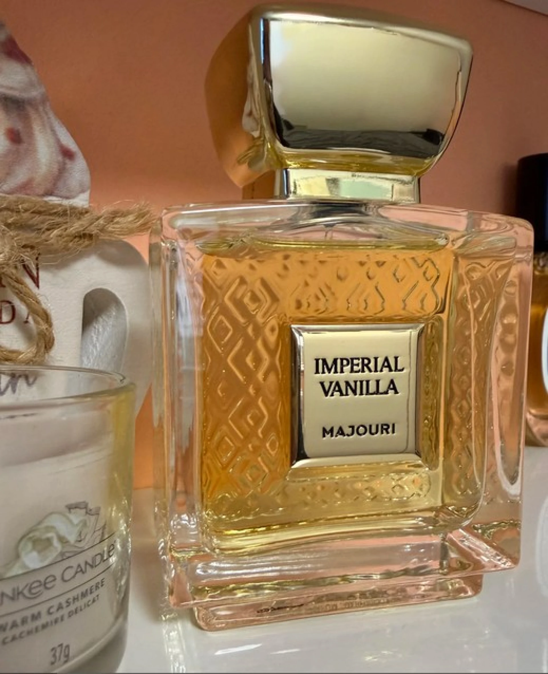 Majouri Imperial Vanilla dekant