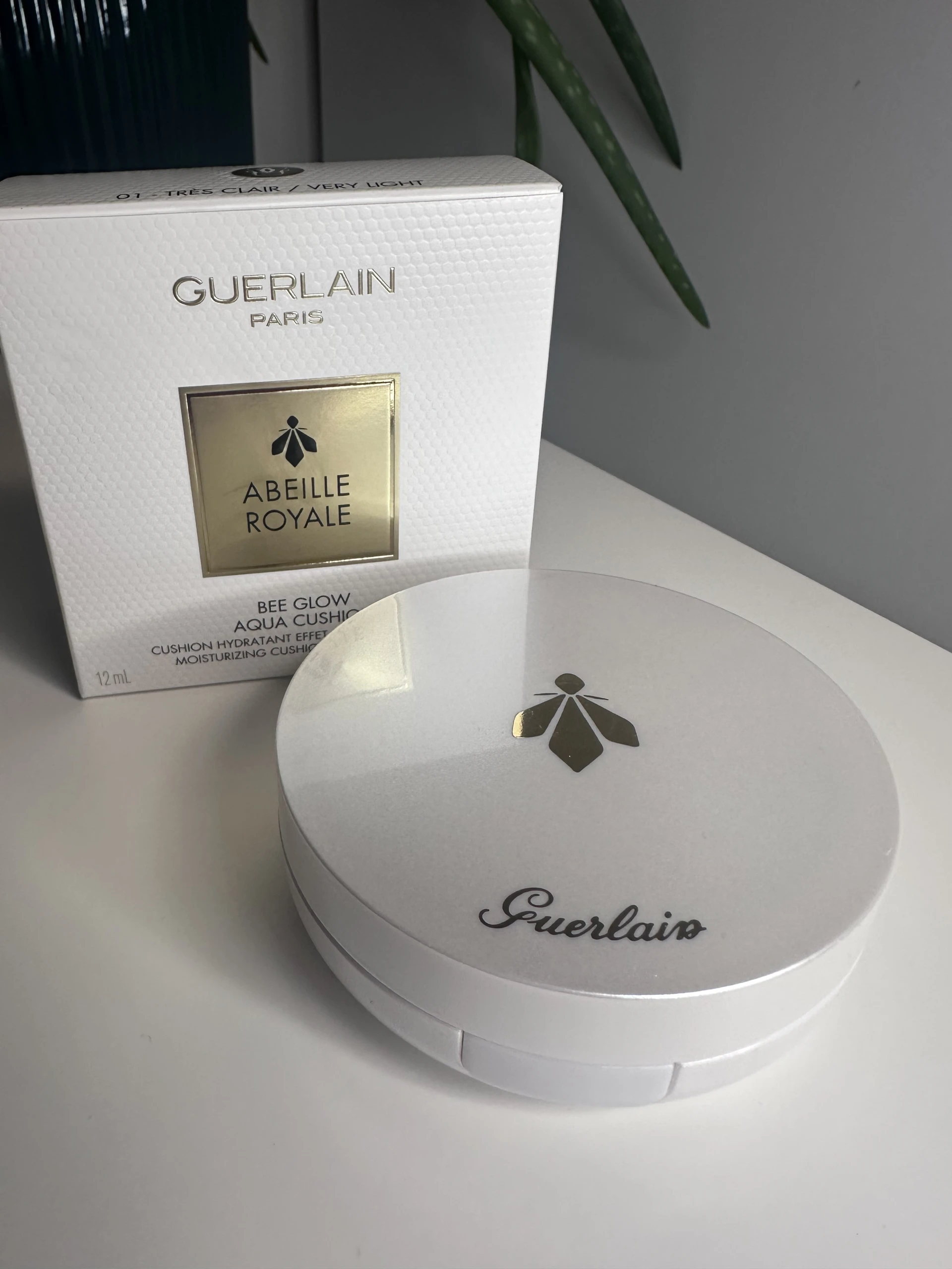 Guerlain Abeille Royale Bee Glow Aqua Cushion