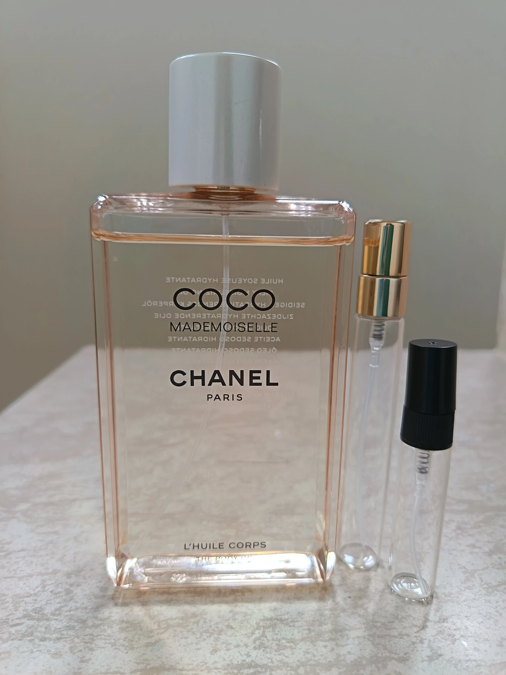 Chanel Coco Mademoiselle testolaj parfümszóróban
