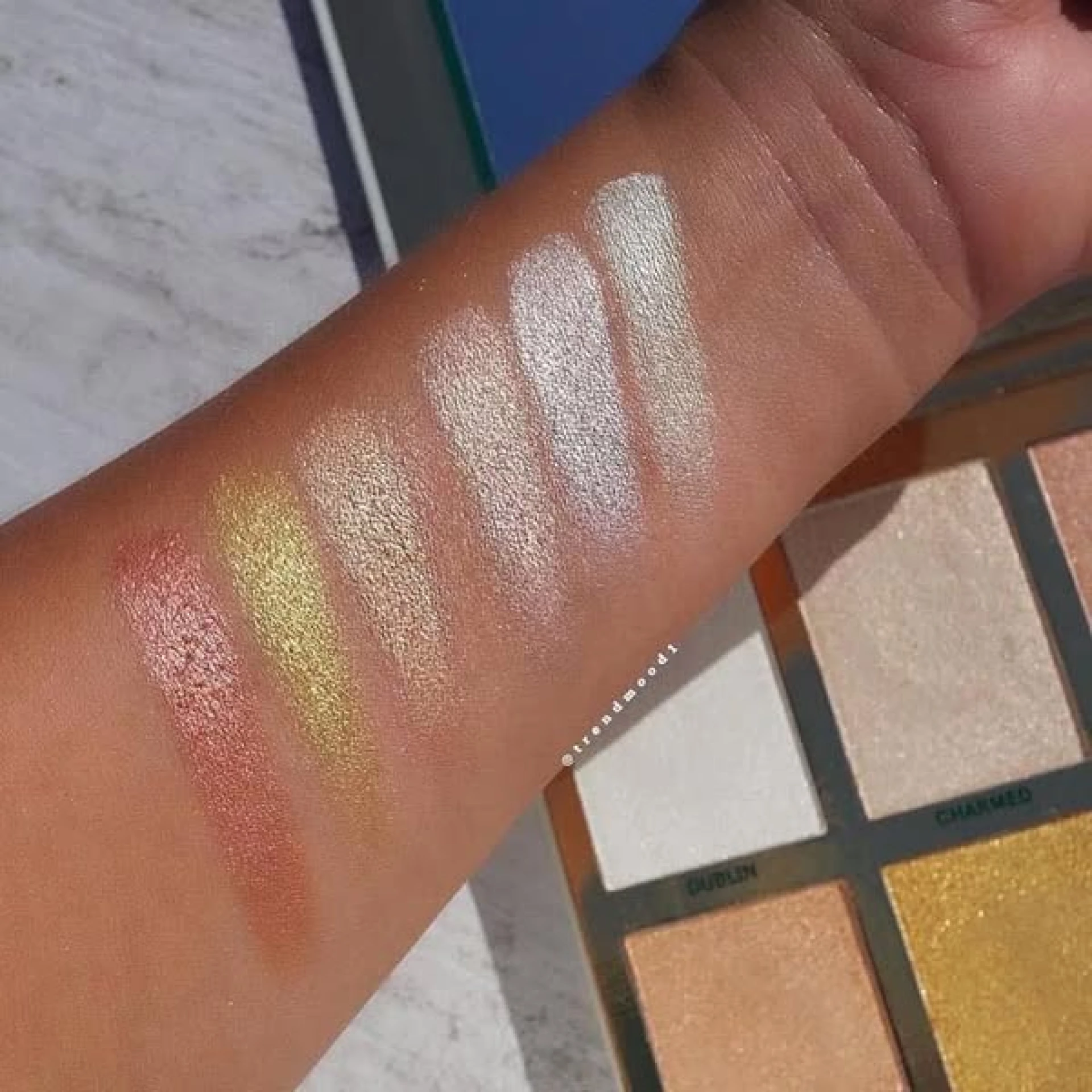 AKCIÓ! Új BH Cosmetics Illuminating In Ireland highlighter paletta