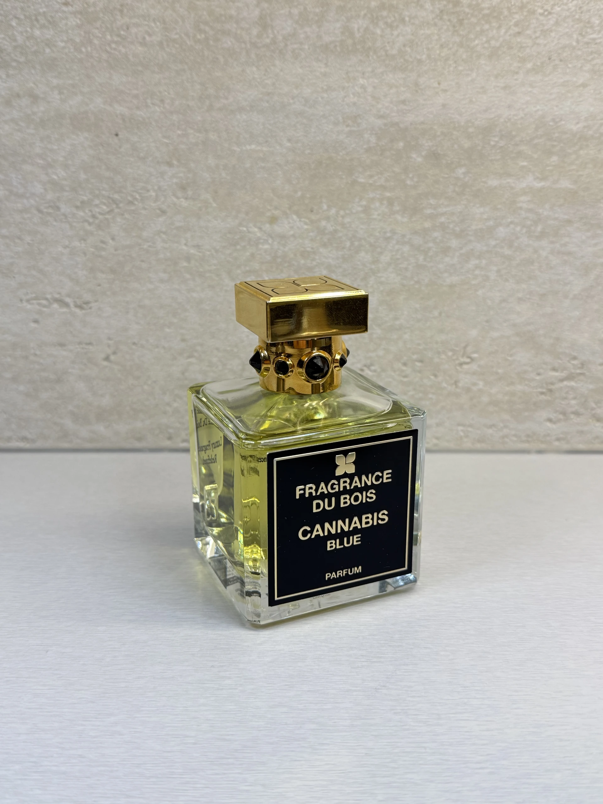 Fragrance du Bois Cannabis Blue