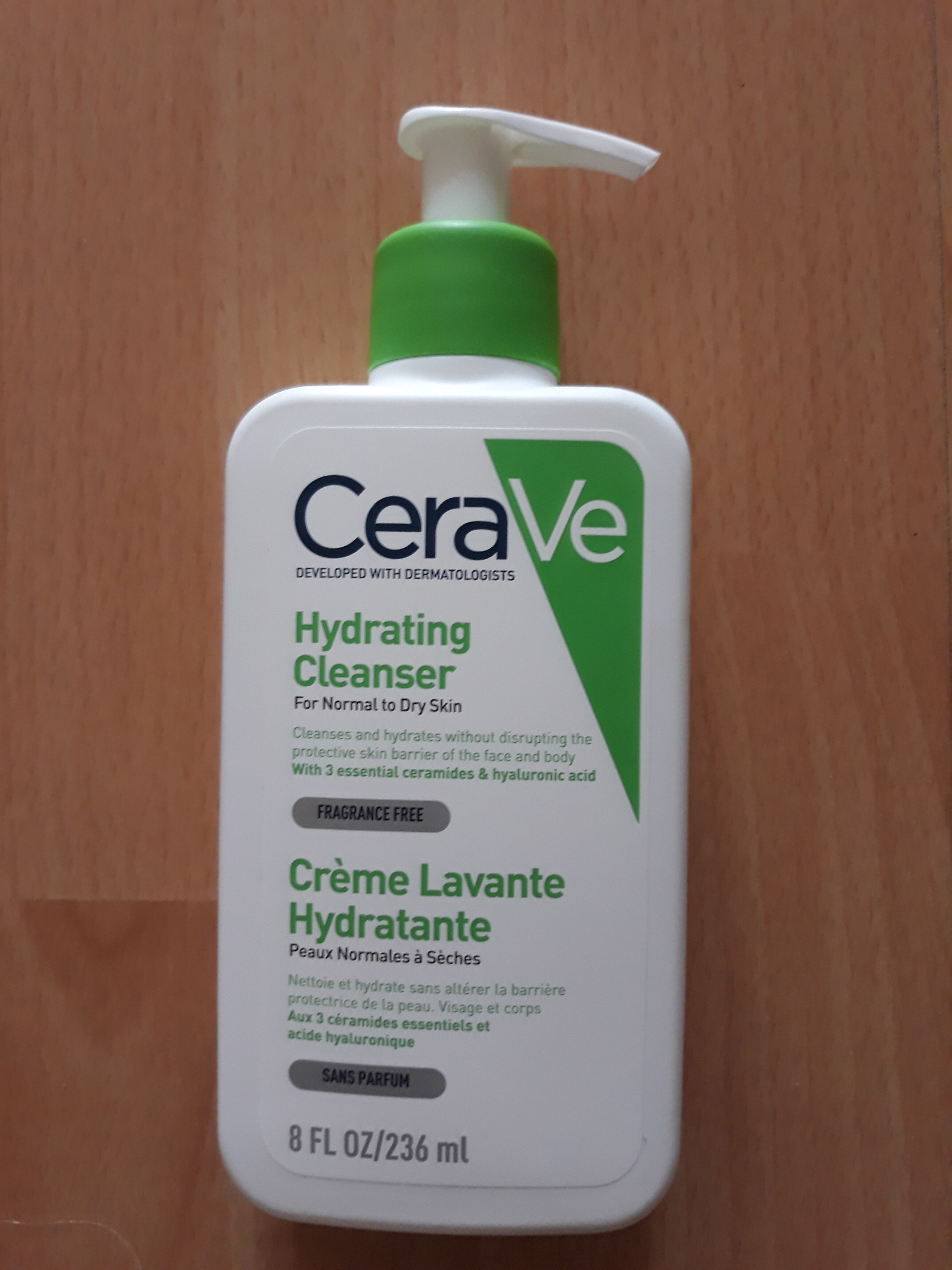 CeraVe Hydrating Cleanser Hidratáló, Tisztító Gél