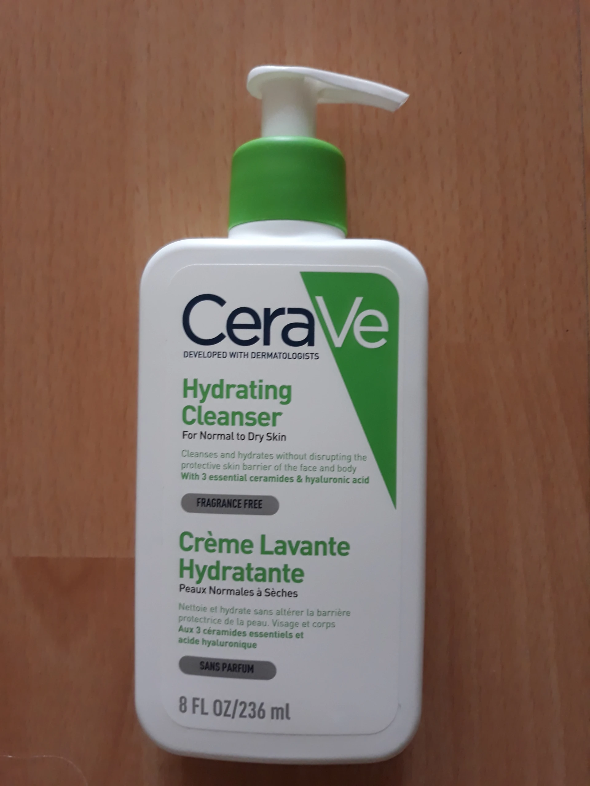 CeraVe Hydrating Cleanser Hidratáló, Tisztító Gél