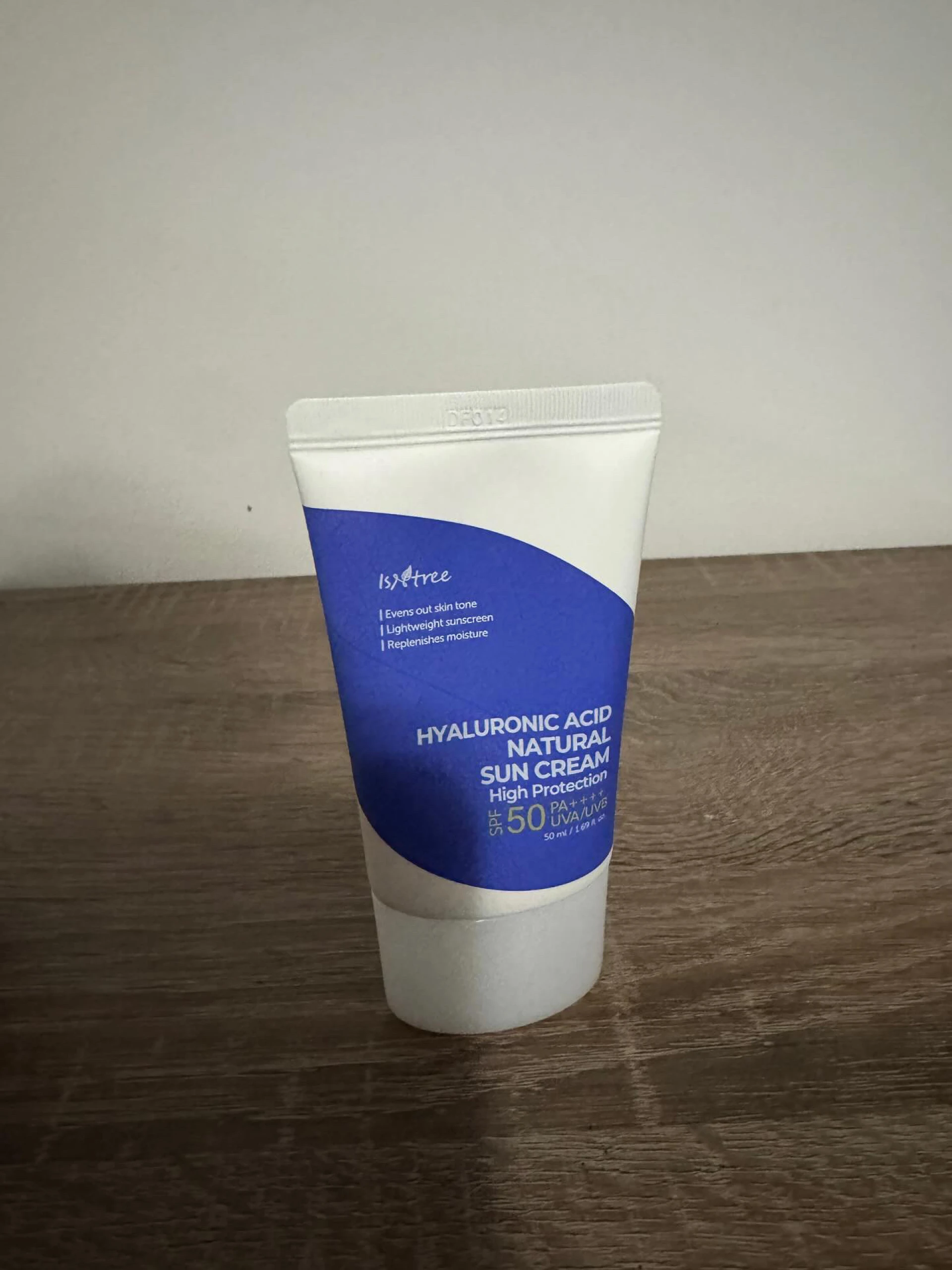Isntree Suncream