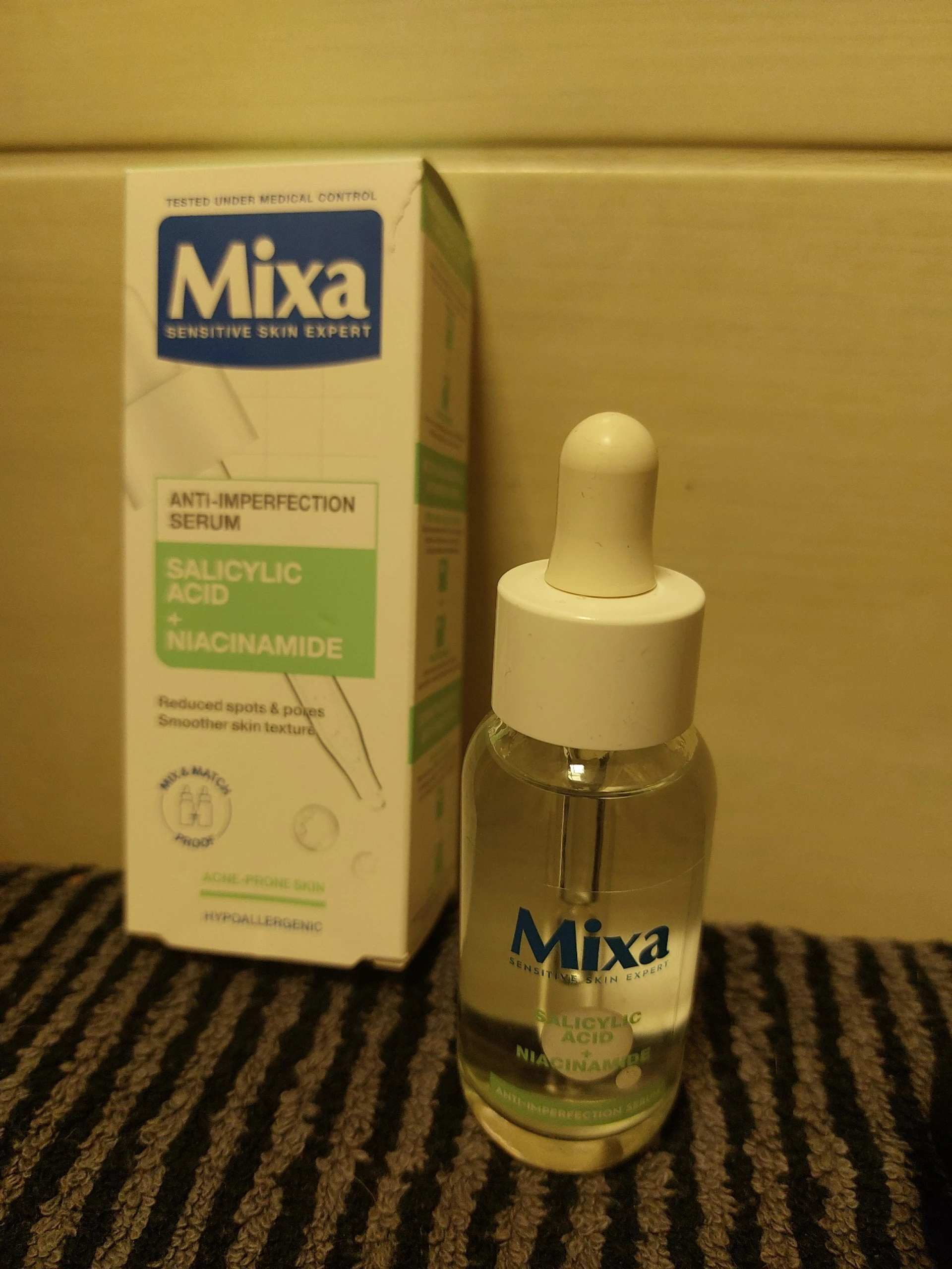 Mixa serum salycid acid + niacinamide