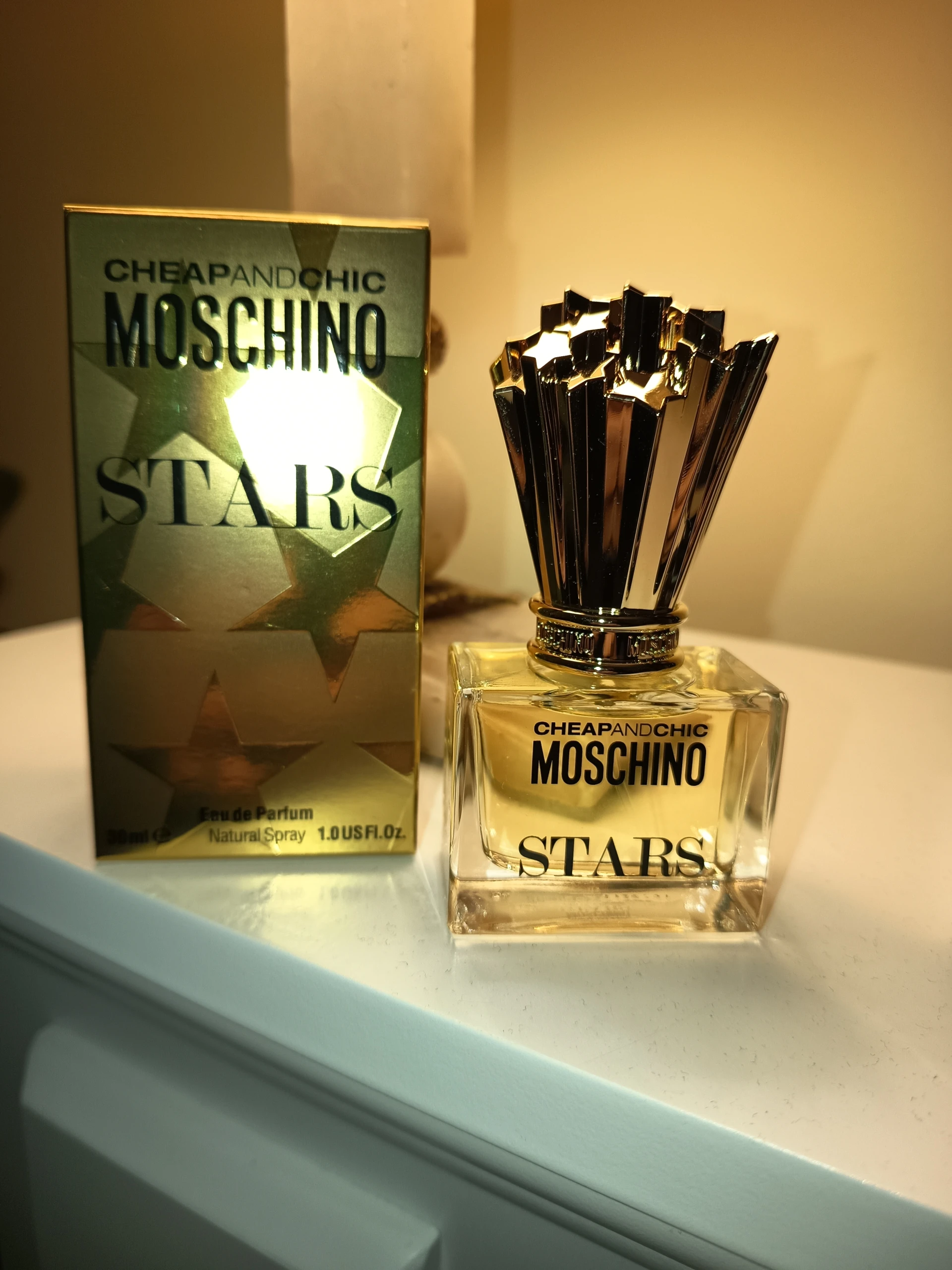 Moschino Cheap And Chic Stars Eau De Parfum