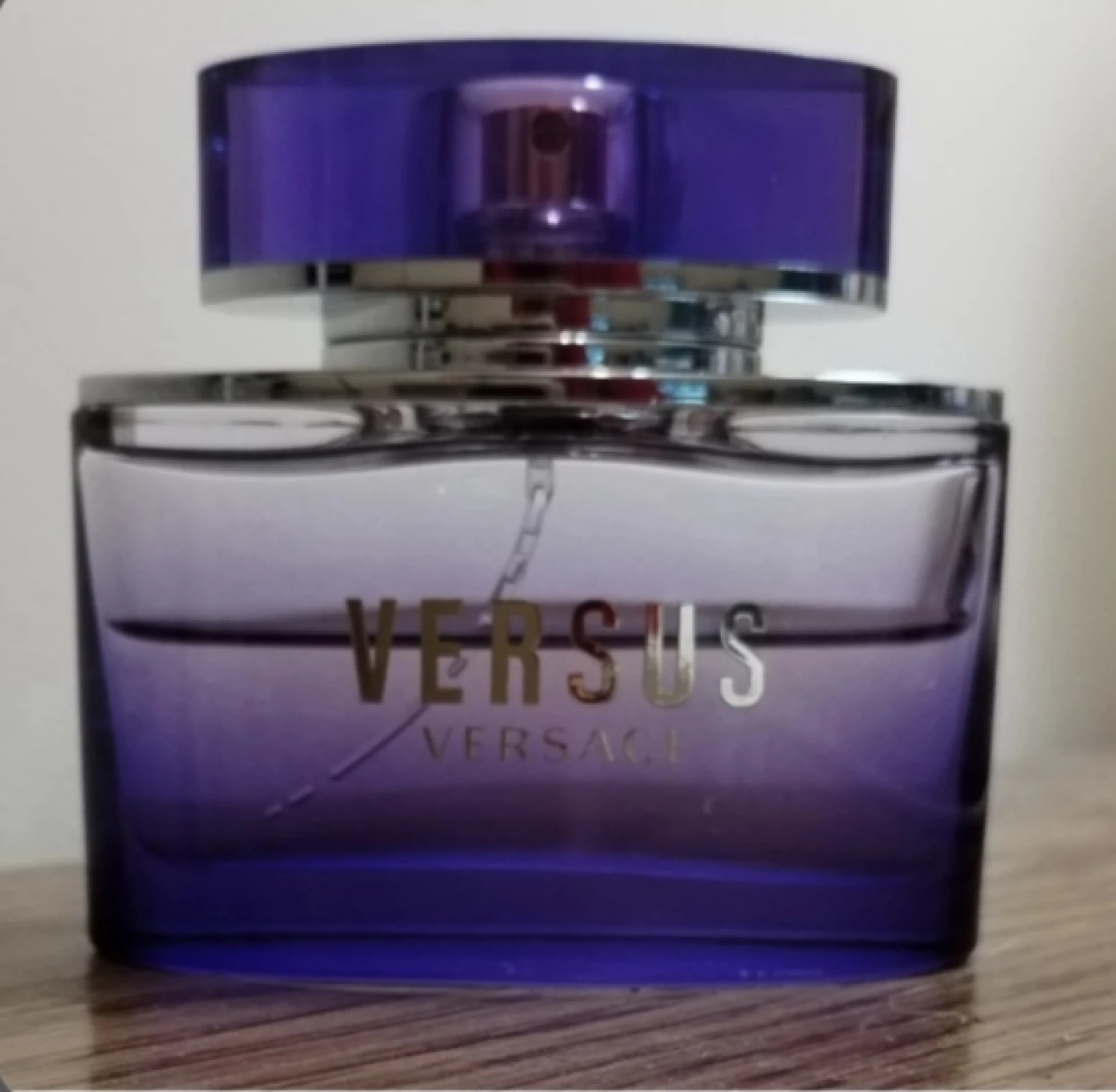 RITKA ! Versace Versus EDT