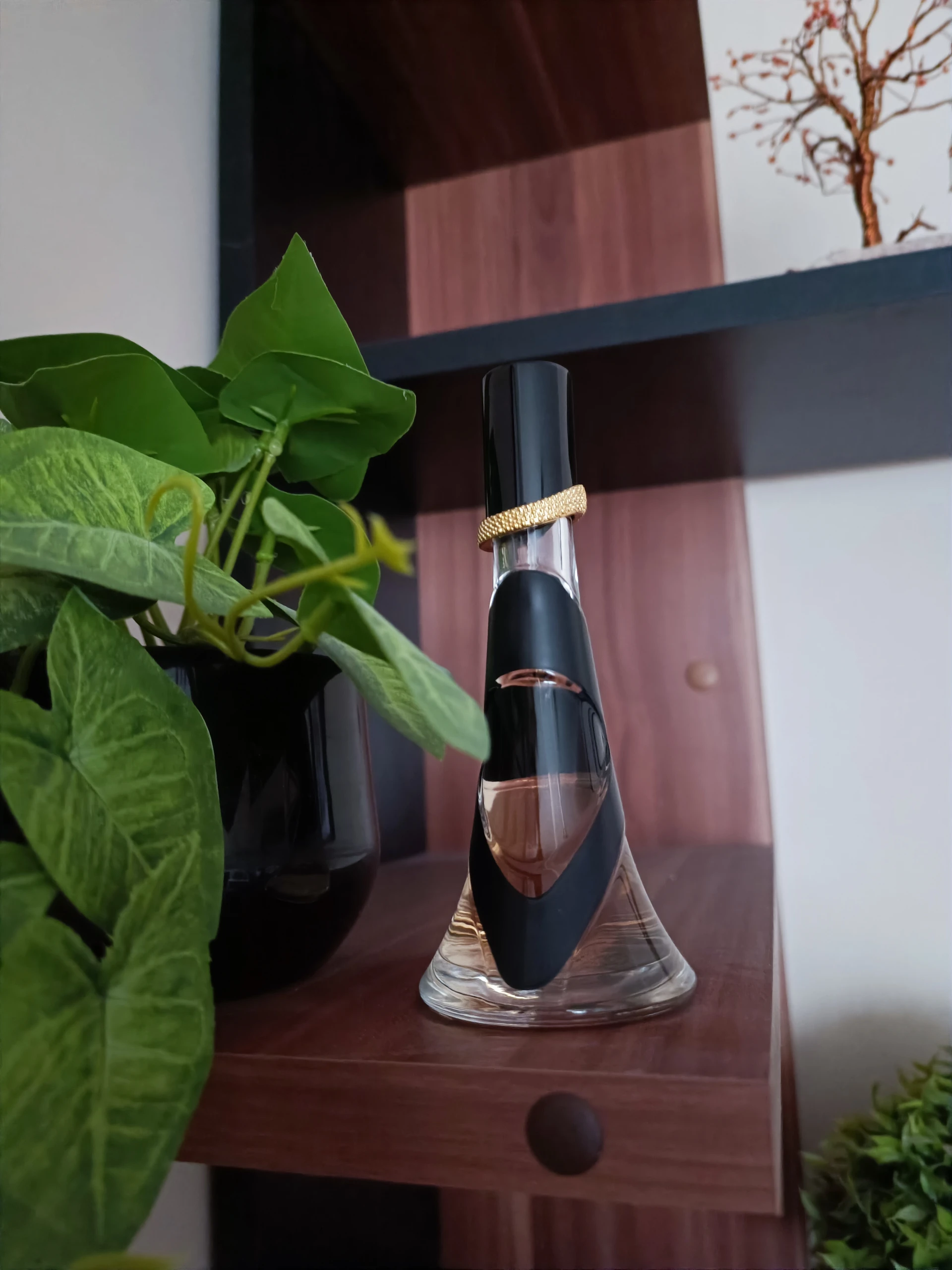 🧪Rihanna - Reb'l Fleur