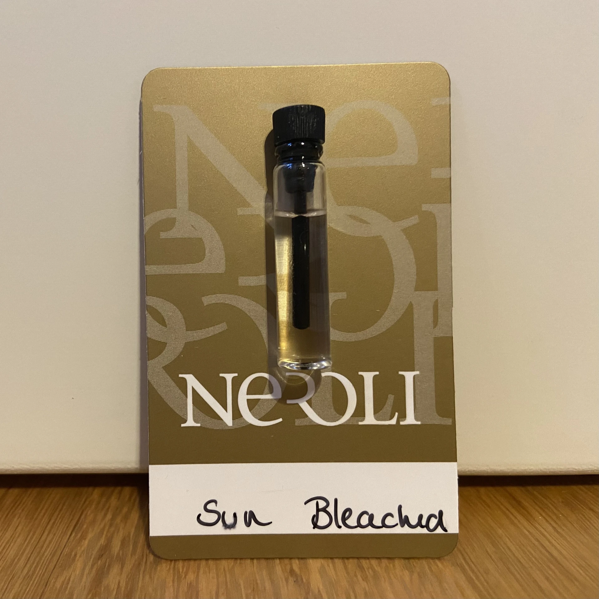 Une Nuit Nomade Sun Bleached 1 ml Nerolis minta