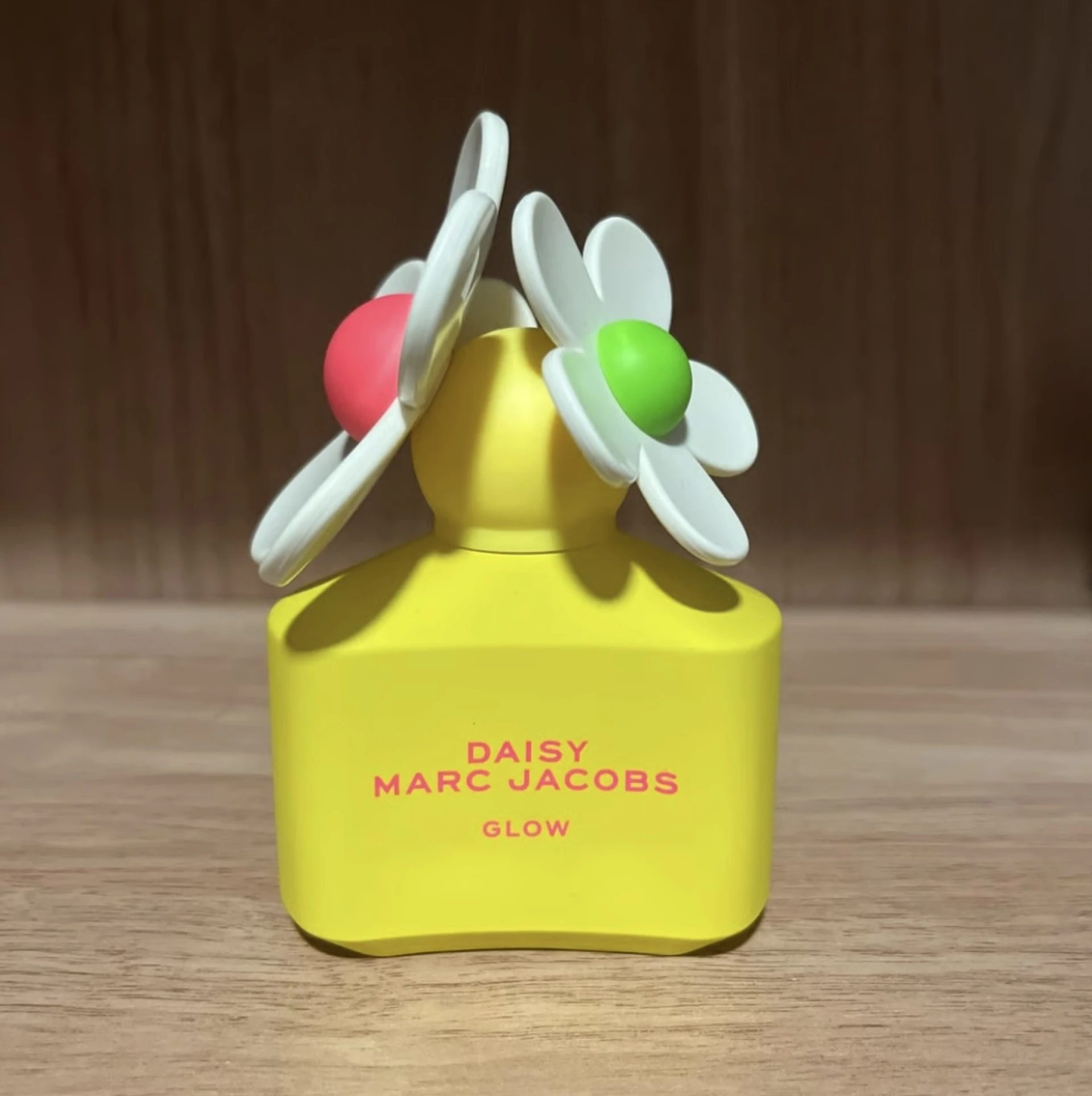 Marc Jacobs Daisy Glow