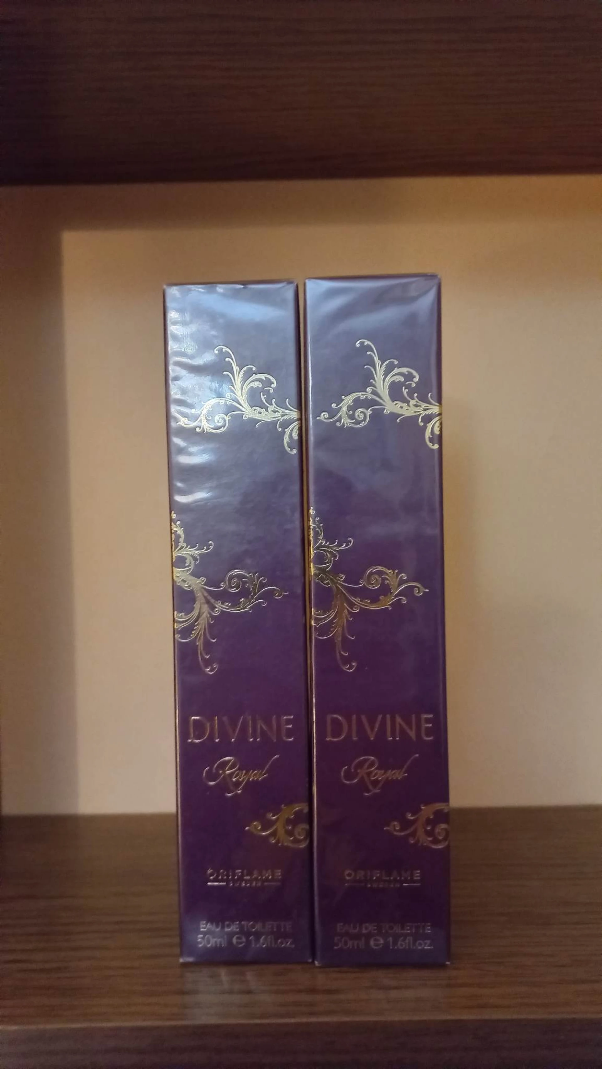 Oriflame Divine Royal