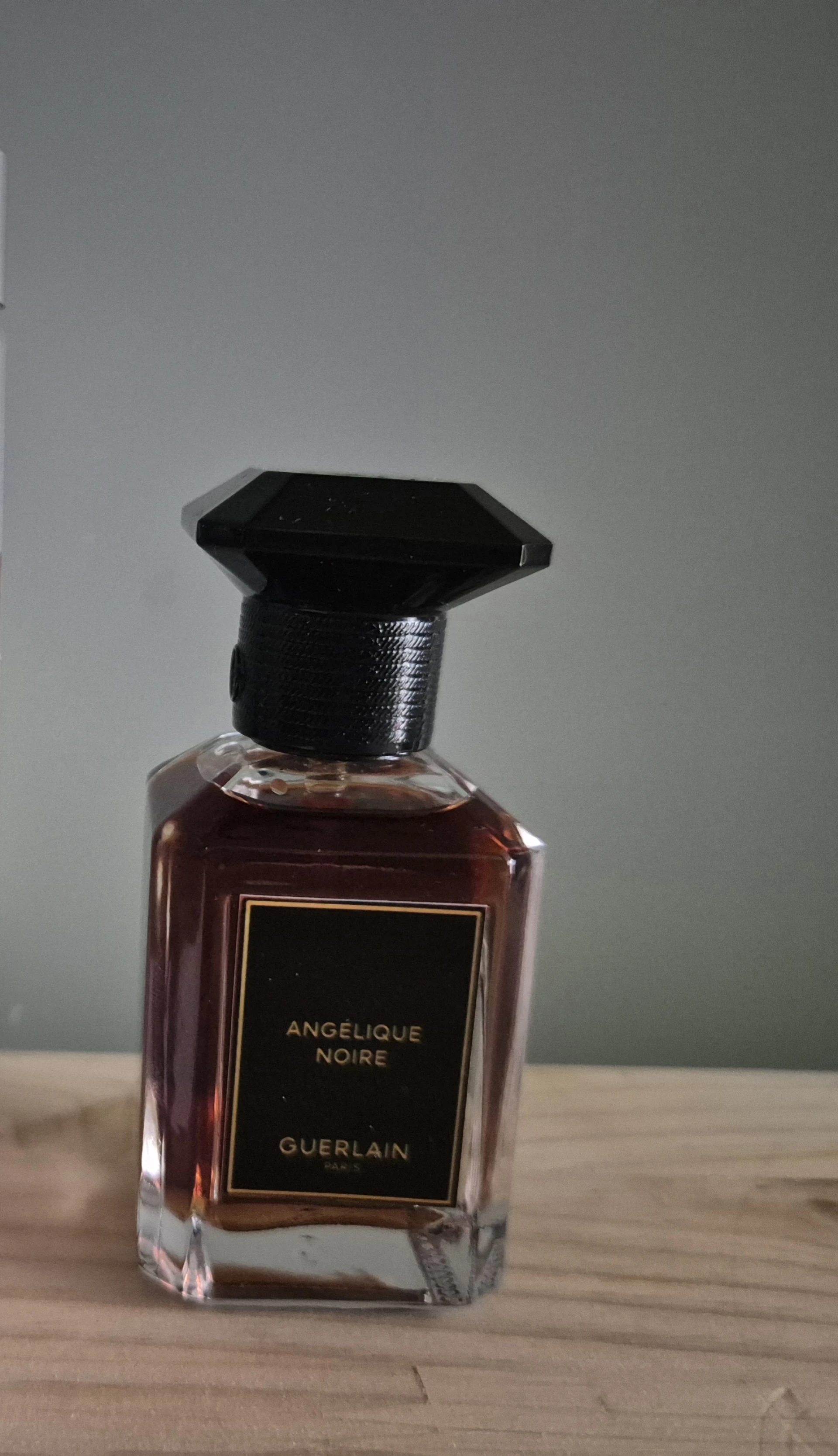 Guerlain Angélique Noire