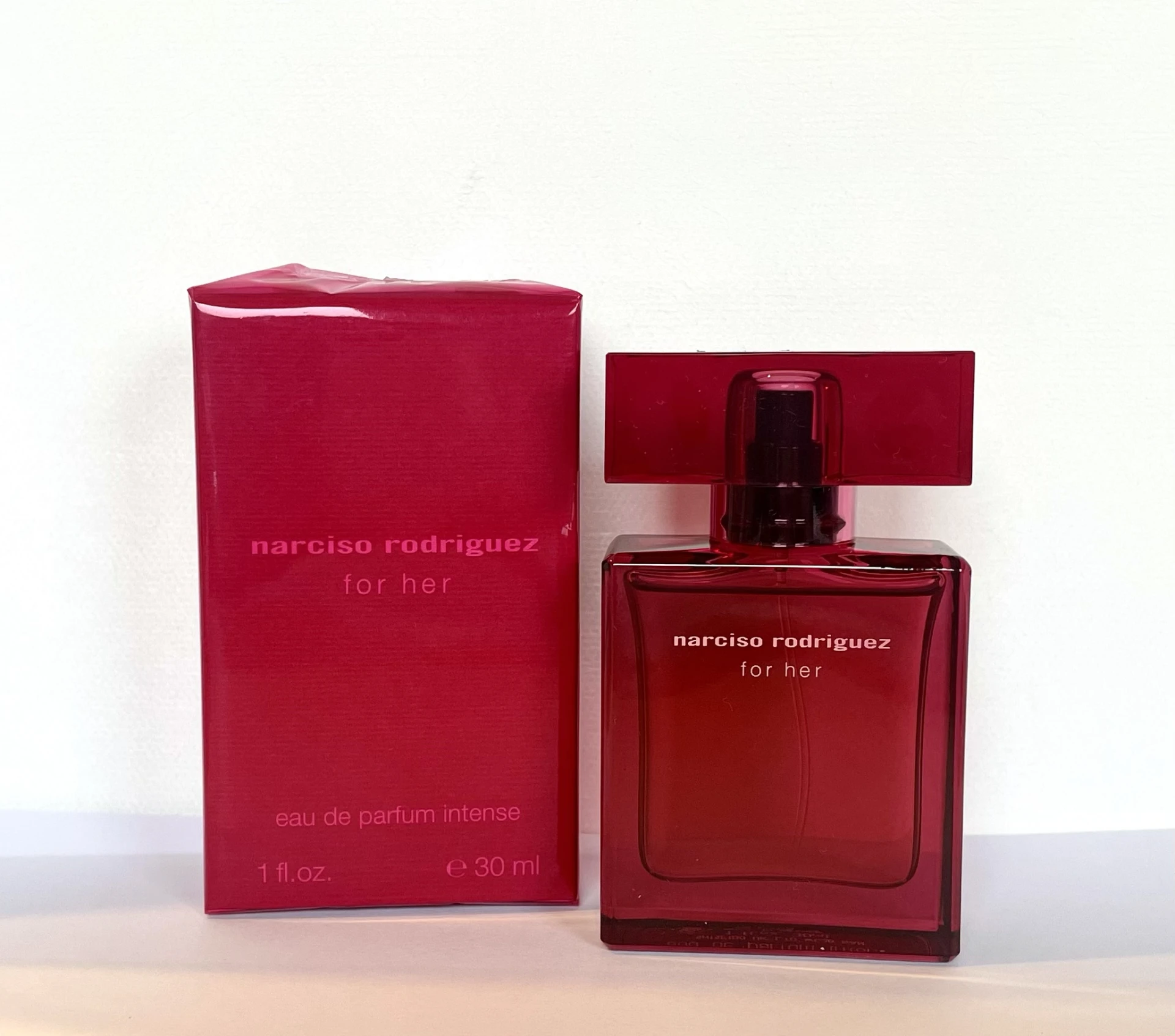 3700Ft/5ml - Új, 2025.évi illat - Narciso Rodriguez for Her Intense EDP